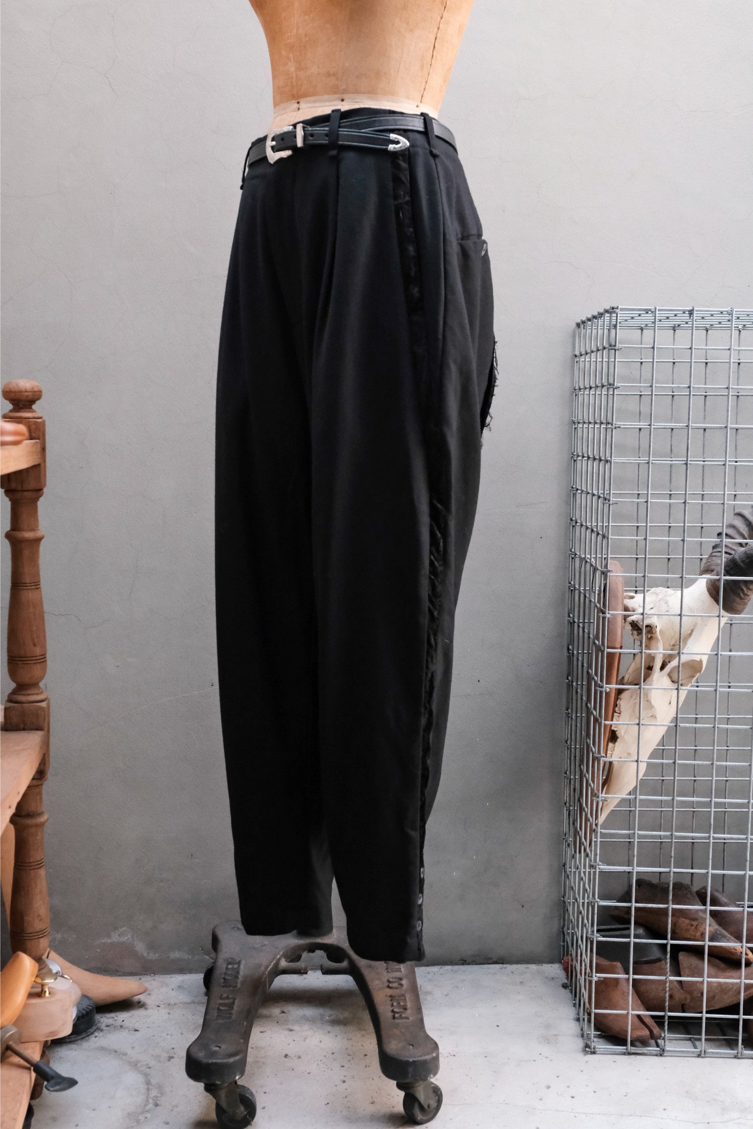 Professor.E Professor.E 20FW Velvet Stripe Trousers Size US 30 / EU 46 - 2 Thumbnail