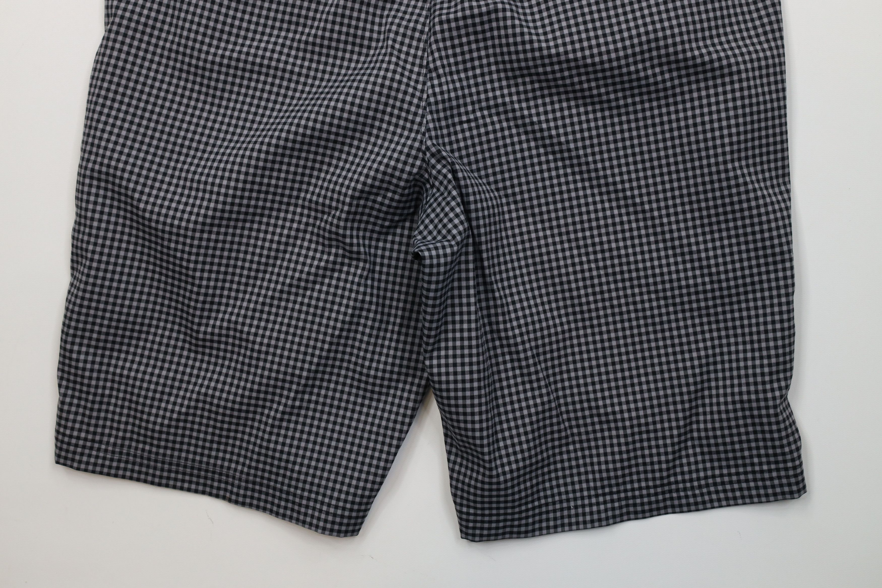 Under Armour Under Armour Golfing Golf Chino Shorts Gray Gingham Plaid Size US 34 / EU 50 - 13 Thumbnail