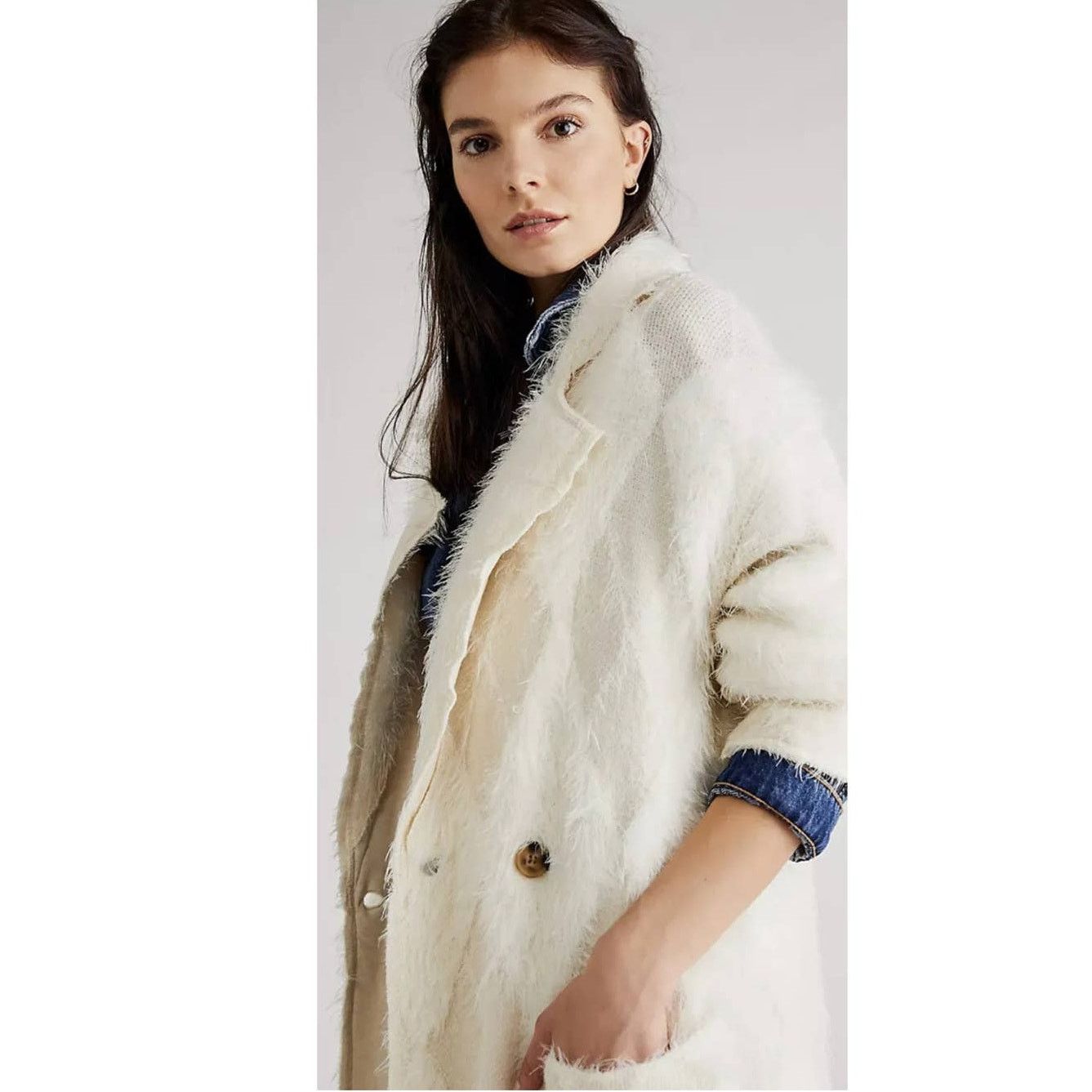 Free People New Free People David Cardi $398 MEDIUM Ivory FUZZY Coatigan Size M / US 6-8 / IT 42-44 - 3 Thumbnail