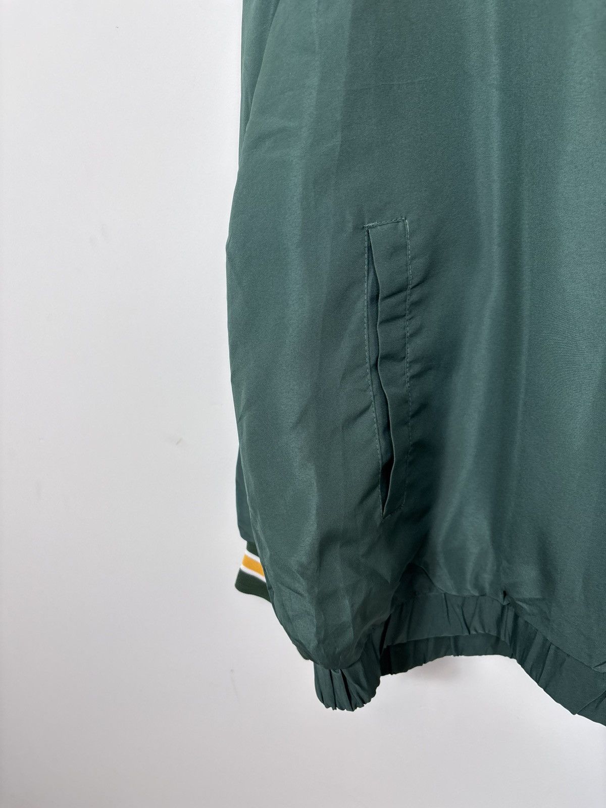 G-III G-III Green Bay Packers NFL V-Neck Jacket Pullover Crewneck Size US XXL / EU 58 / 5 - 5 Thumbnail