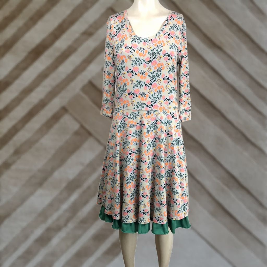 Vintage Matilda Jane Joanna Gaines Womens Dress M Floral Print 3/4 sleeve scoop neck Size M / US 6-8 / IT 42-44 - 1 Thumbnail