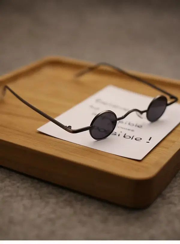 Vintage Retro punk sunglasses Size ONE SIZE - 3 Thumbnail