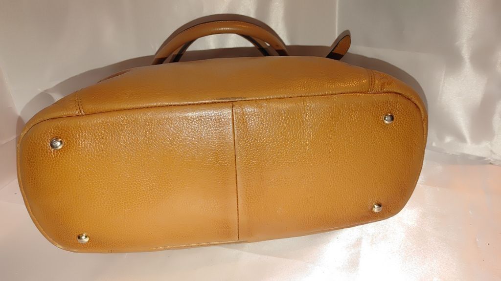 Katie Eary Kattee Pebbled Leather Shoulder Bag Size ONE SIZE - 9 Thumbnail