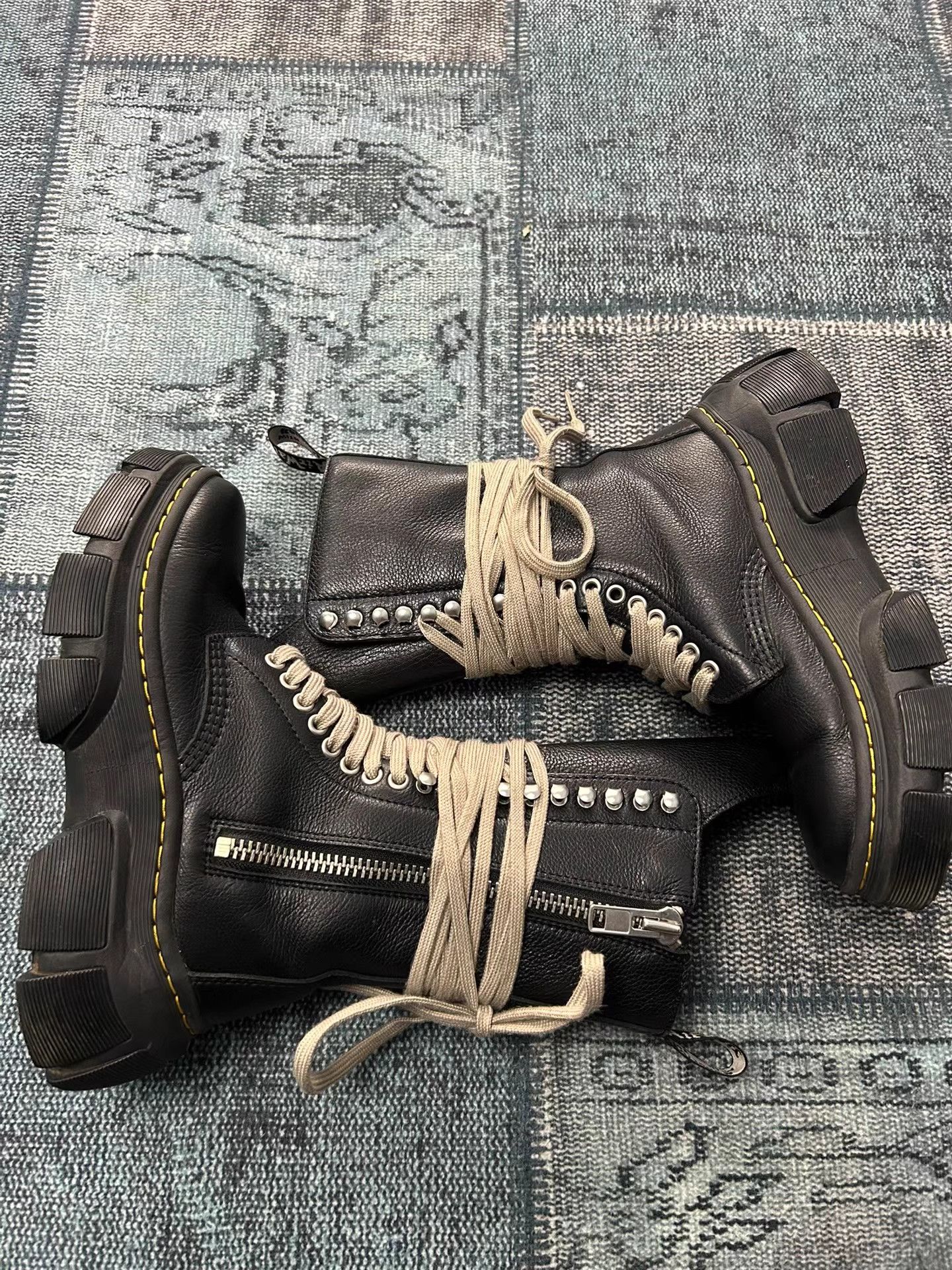 Rick Owens Rick Owens x Dr. Martens Collaboration High-Top Boots Size US 8 / IT 38 - 3 Thumbnail