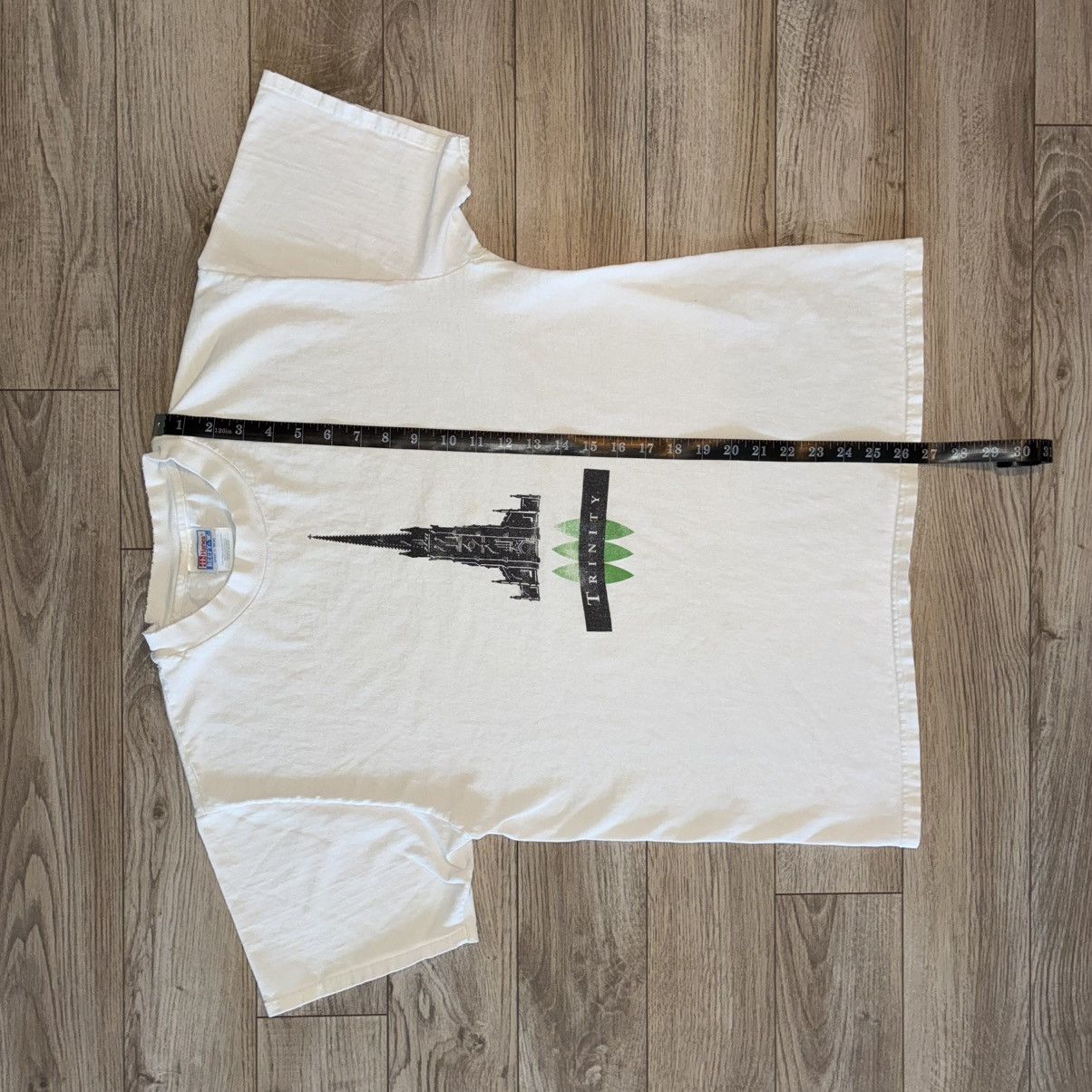 Hanes Trinity Church cathedral tee shirt Size US L / EU 52-54 / 3 - 6 Thumbnail