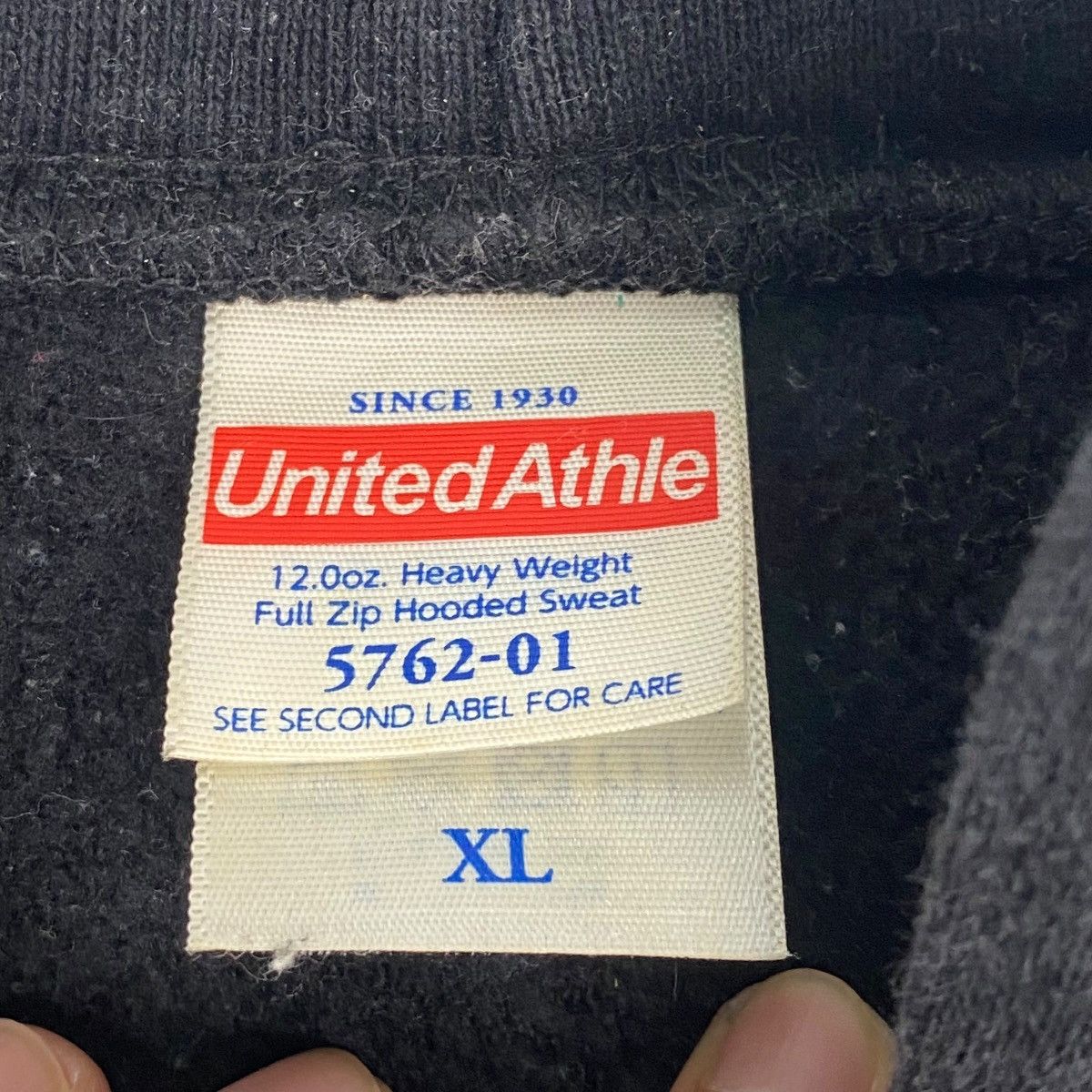 Other Vintage United Athletic Hoodie Big Printed Full Zip Size XL Size US XL / EU 56 / 4 - 7 Thumbnail