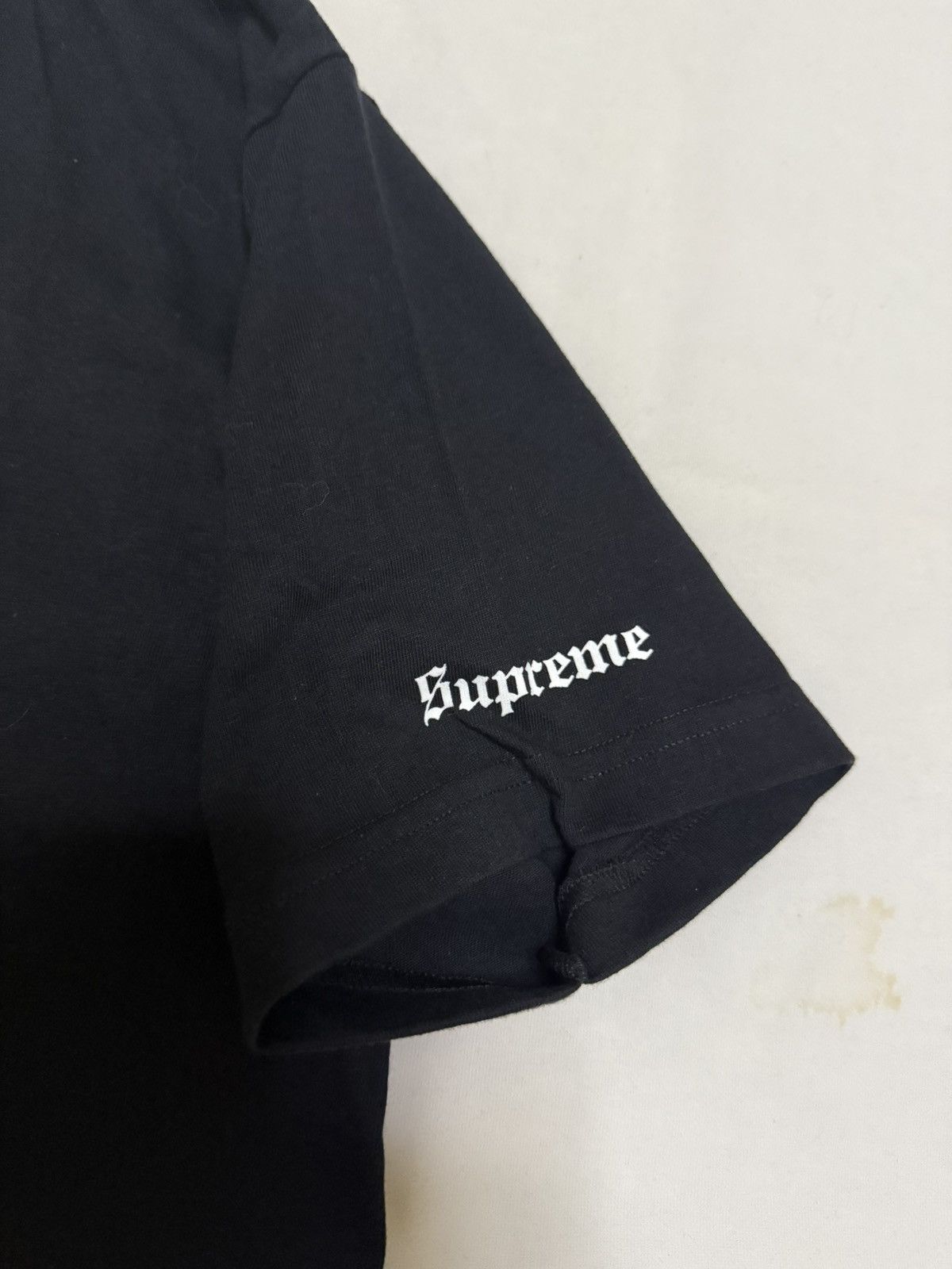 Supreme Supreme 17ss vampirella tee T-shirt Size US M / EU 48-50 / 2 - 5 Thumbnail