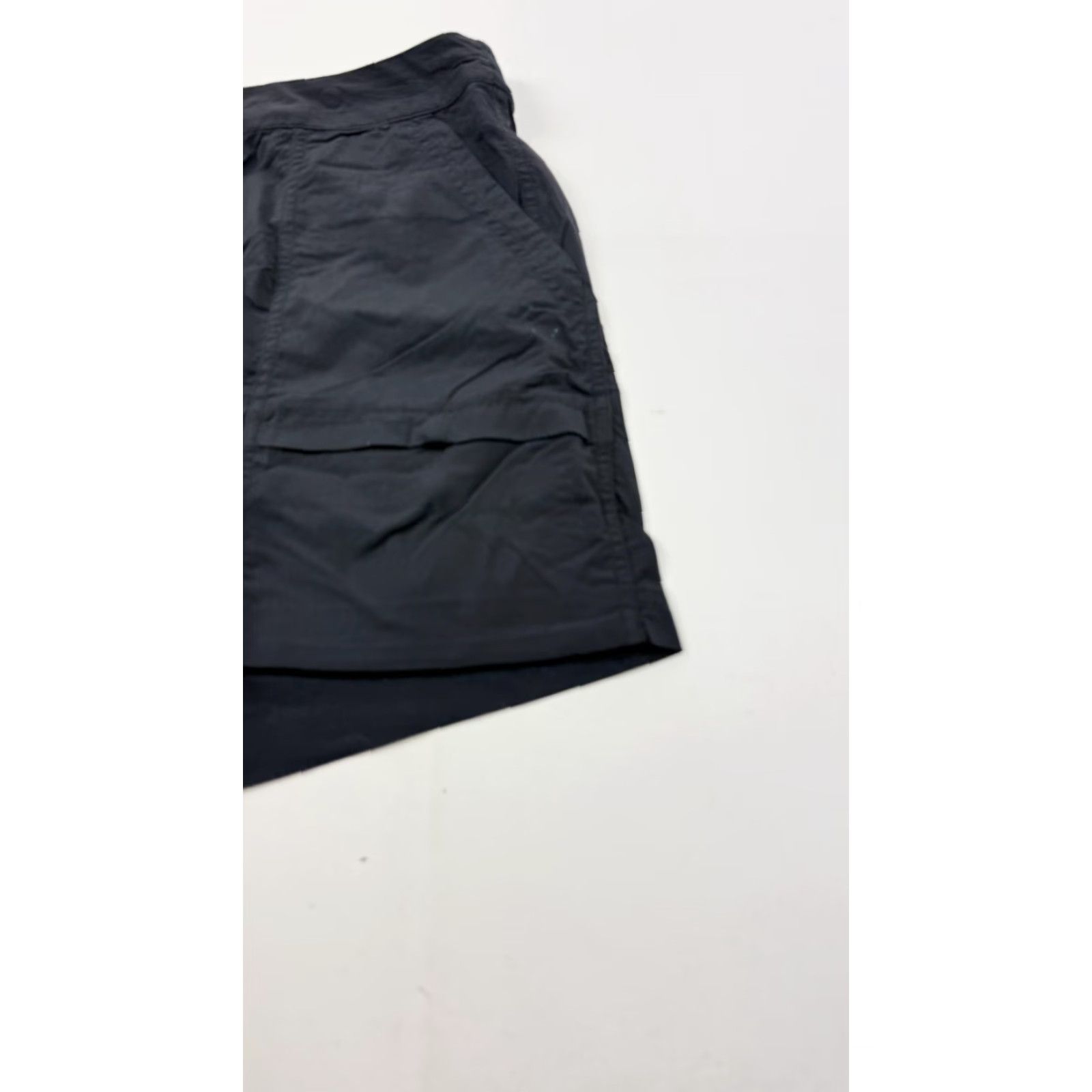 Vintage REI Co-op Shorts Mens M Black Nylon Quick Dry Pockets Hiking Elastic Waist Regular Fit Womens? Size US 31 - 2 Thumbnail