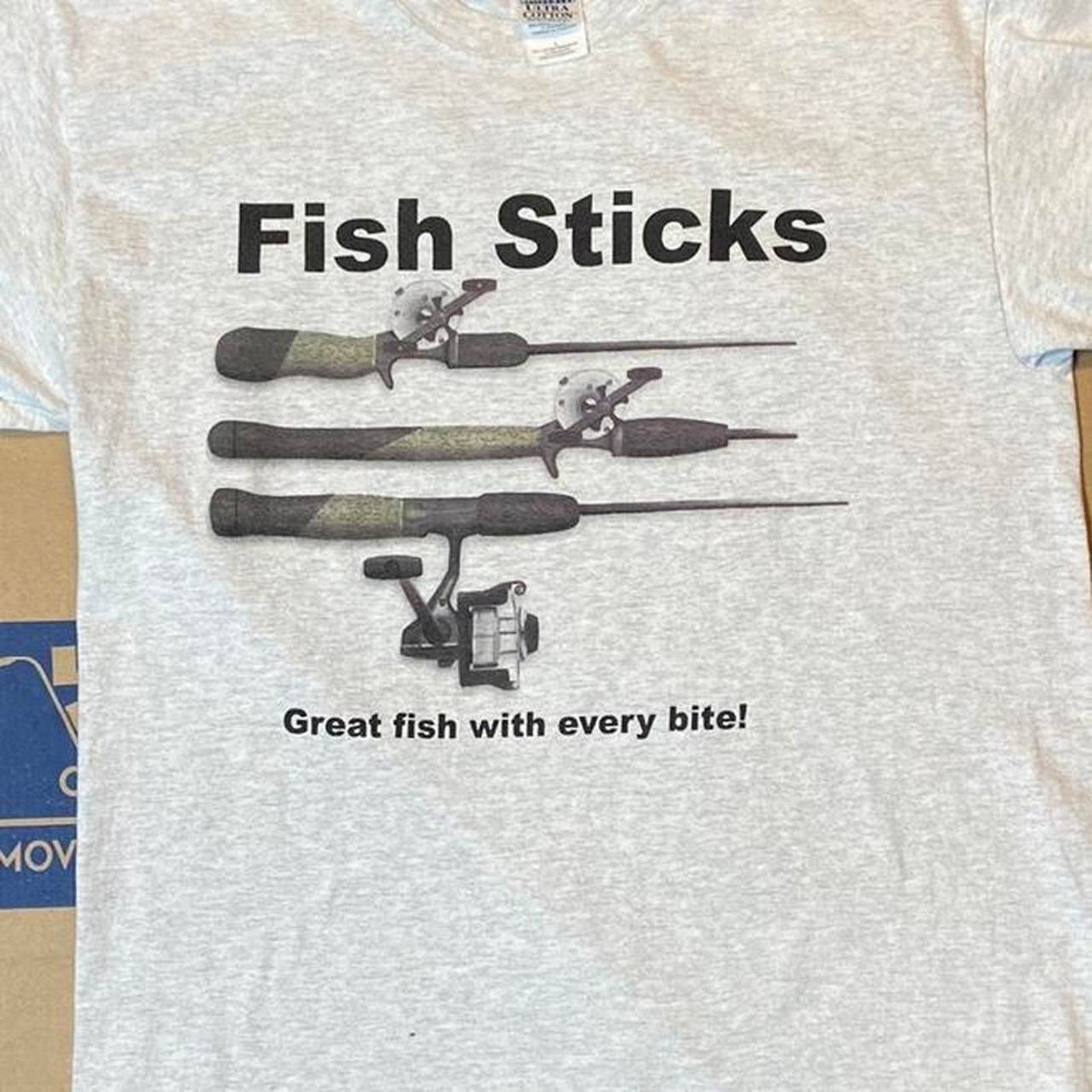 Gildan 90s grey fishing tee shirt Size US L / EU 52-54 / 3 - 4 Thumbnail