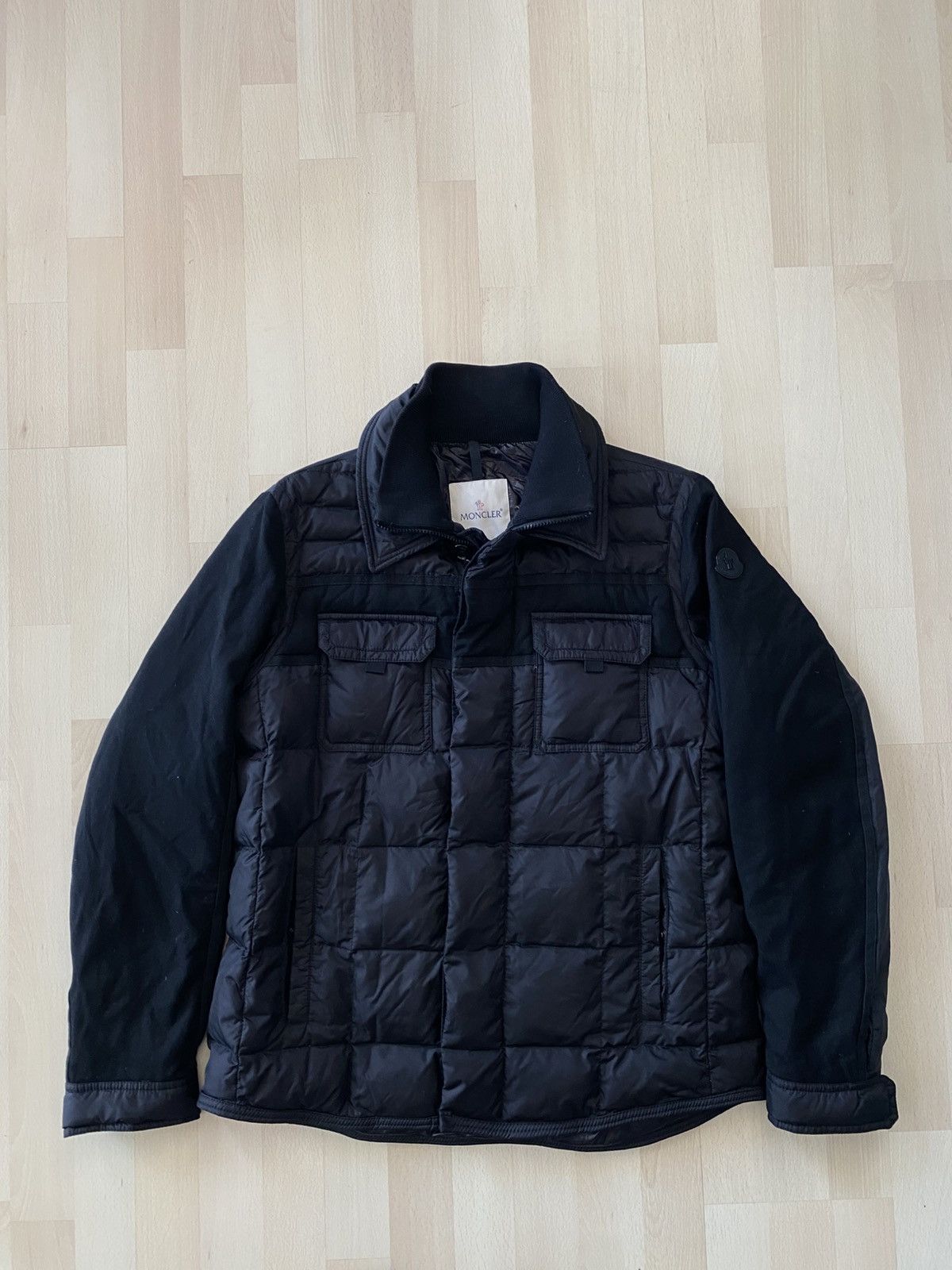 Moncler Moncler Down Jacket Black Patch Blais Giubbotto Size US L / EU 52-54 / 3 - 1 Thumbnail