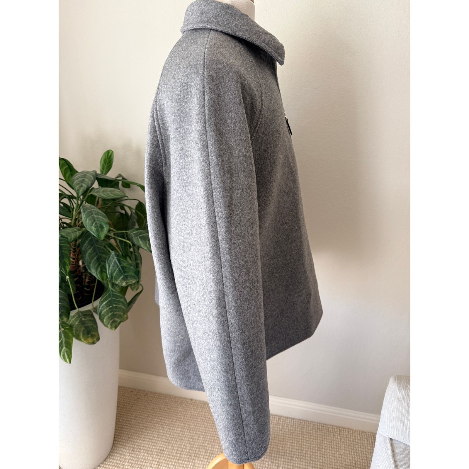Celine Celine Vareuse Double Face Cashmere Jacket Grey IT 52 NWT Size US L / EU 52-54 / 3 - 5 Thumbnail