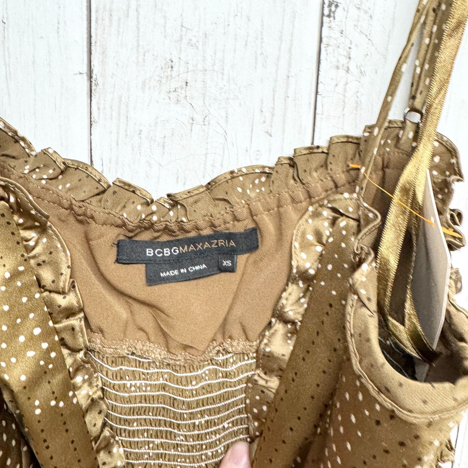 Bcbgmaxazria BcbgMaxazria Dress Sz XS Gold Silk Dot Sleeveless Baby Doll Size XS / US 0-2 / IT 36-38 - 2 Thumbnail