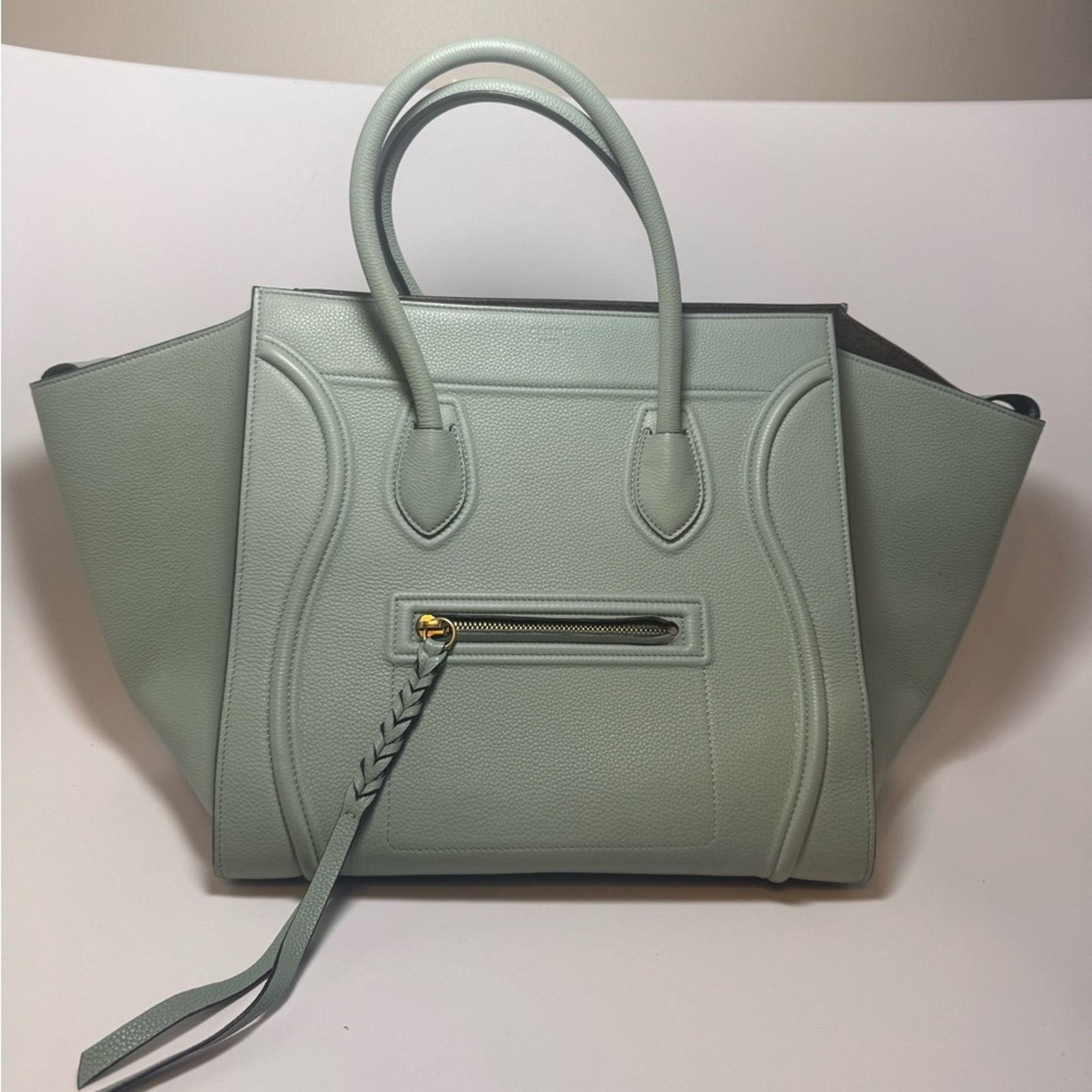 Celine Céline Phantom Tote Medium in Jade Green (Eucalyptus) W/Tag Size ONE SIZE - 1 Thumbnail