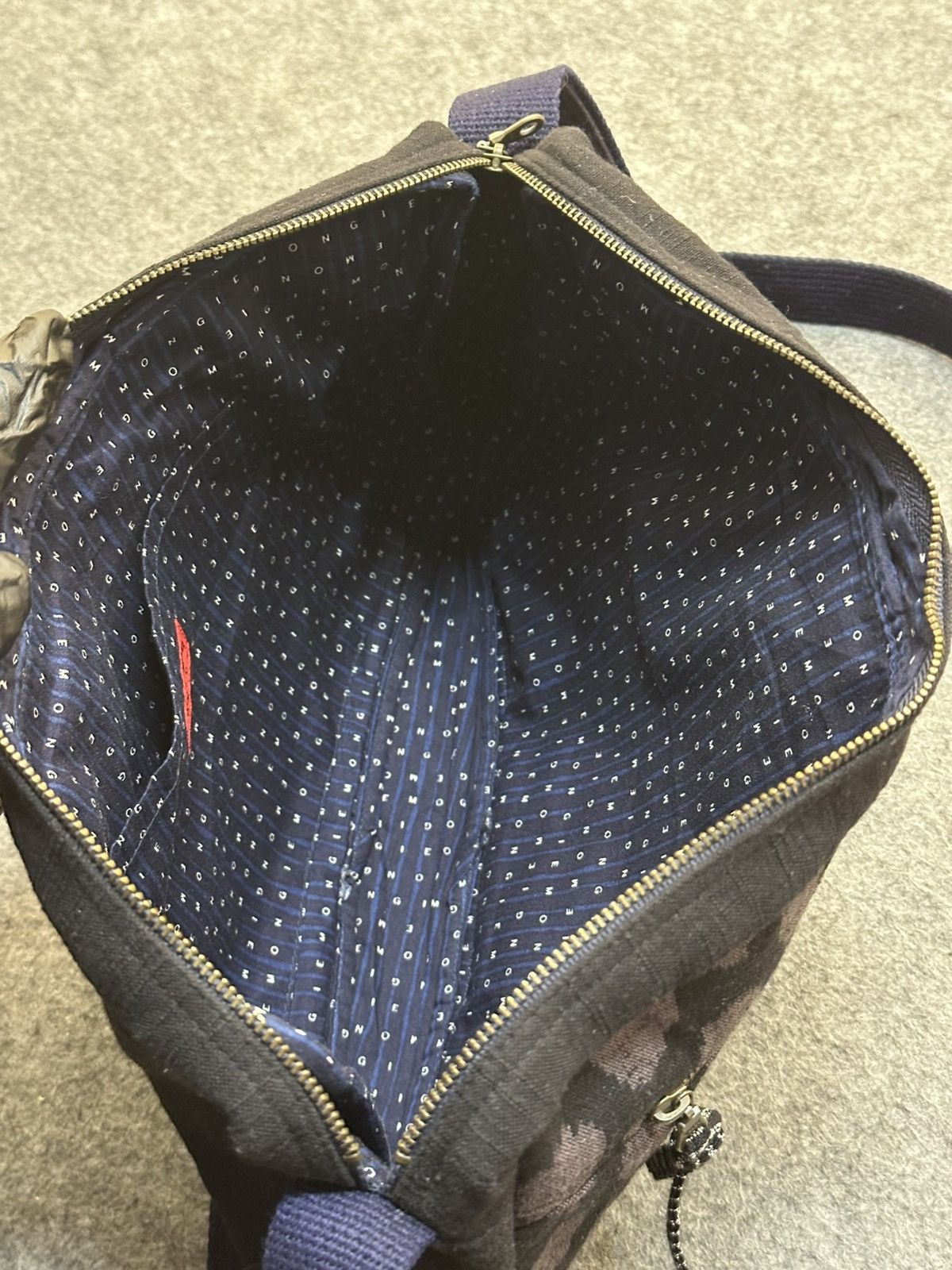 Japanese Brand Japanese Kurume Kasuri textile crossbody bag. Size ONE SIZE - 14 Thumbnail