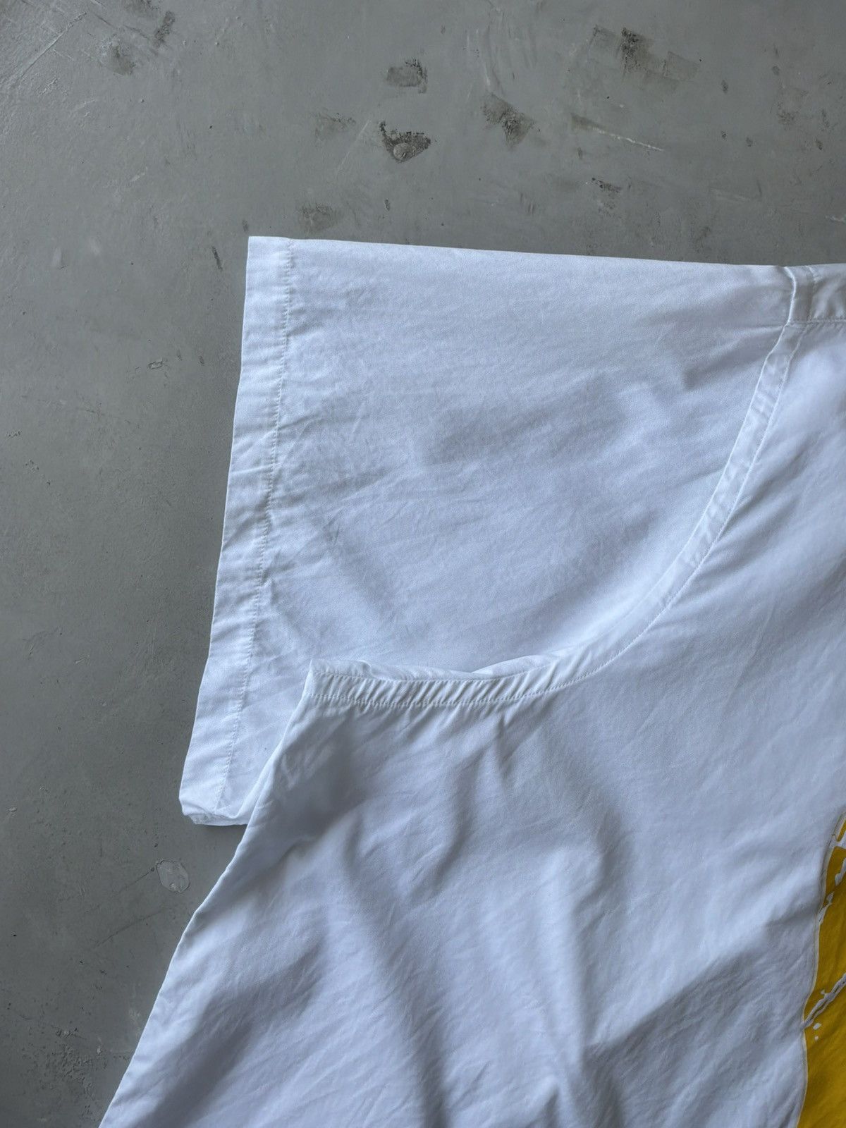 Vetements Vetements - DHL Splatter - Oversized Shortsleeve Buttondown Size US XXL / EU 58 / 5 - 7 Thumbnail