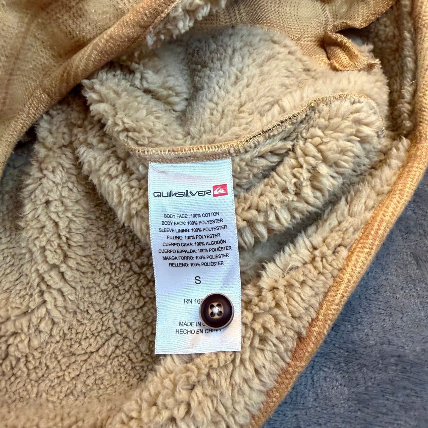 Quiksilver Flannel Shirt Jacket Plaid Sherpa Lined Honey Gold Mens Small NWT