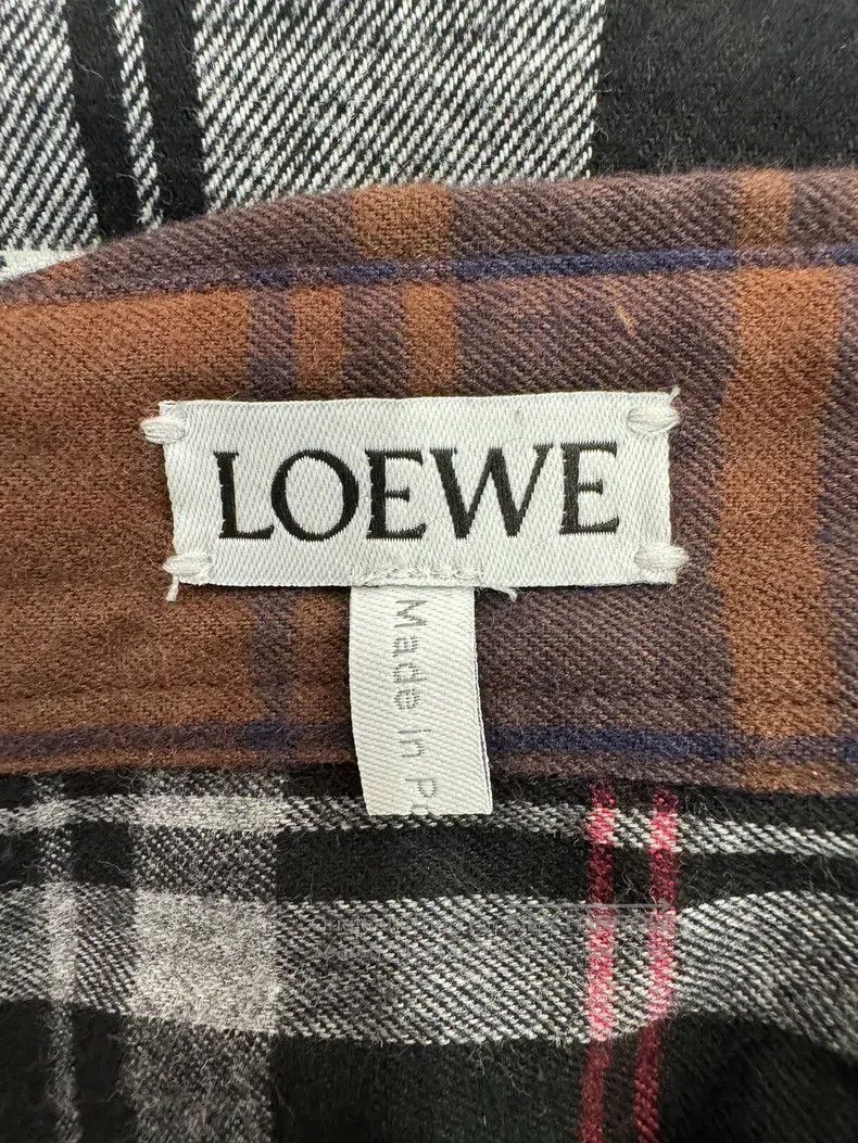 Loewe Loewe size 37 22ss white ruffled set Size US S / EU 44-46 / 1 - 5 Thumbnail