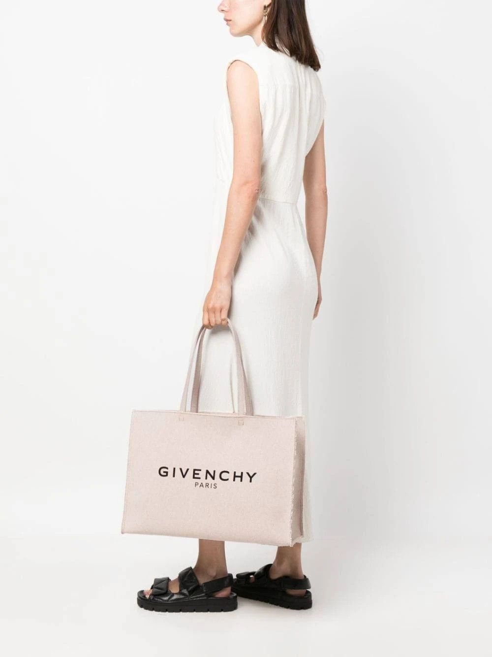 Givenchy o1loc1c0824 Size: OS / Tote Bag in White Size ONE SIZE - 5 Thumbnail