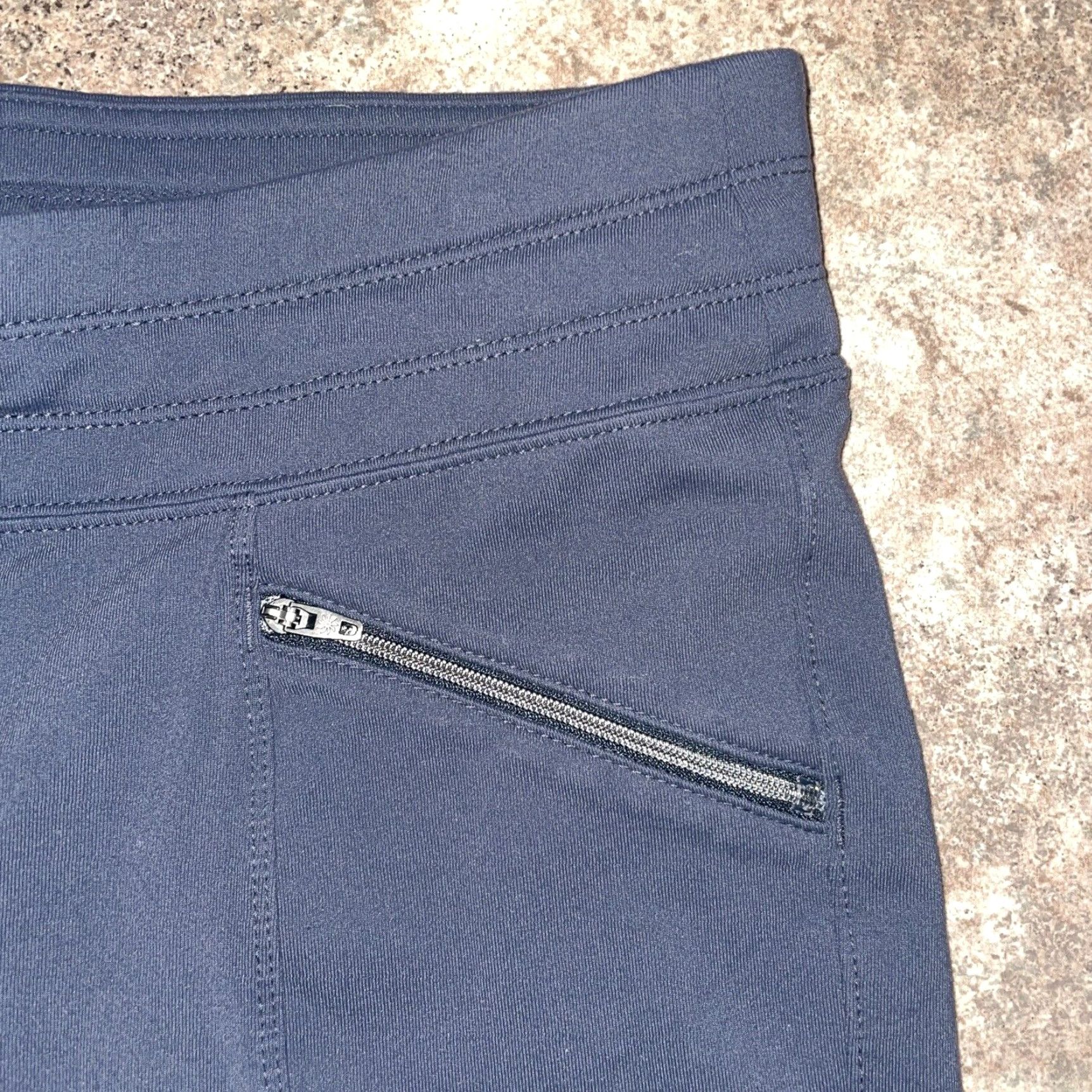 Athleta VINTAGE Athleta Women’s Hiking Pants Athletic Activewear Gray S Size 28" / US 6 / IT 42 - 2 Thumbnail