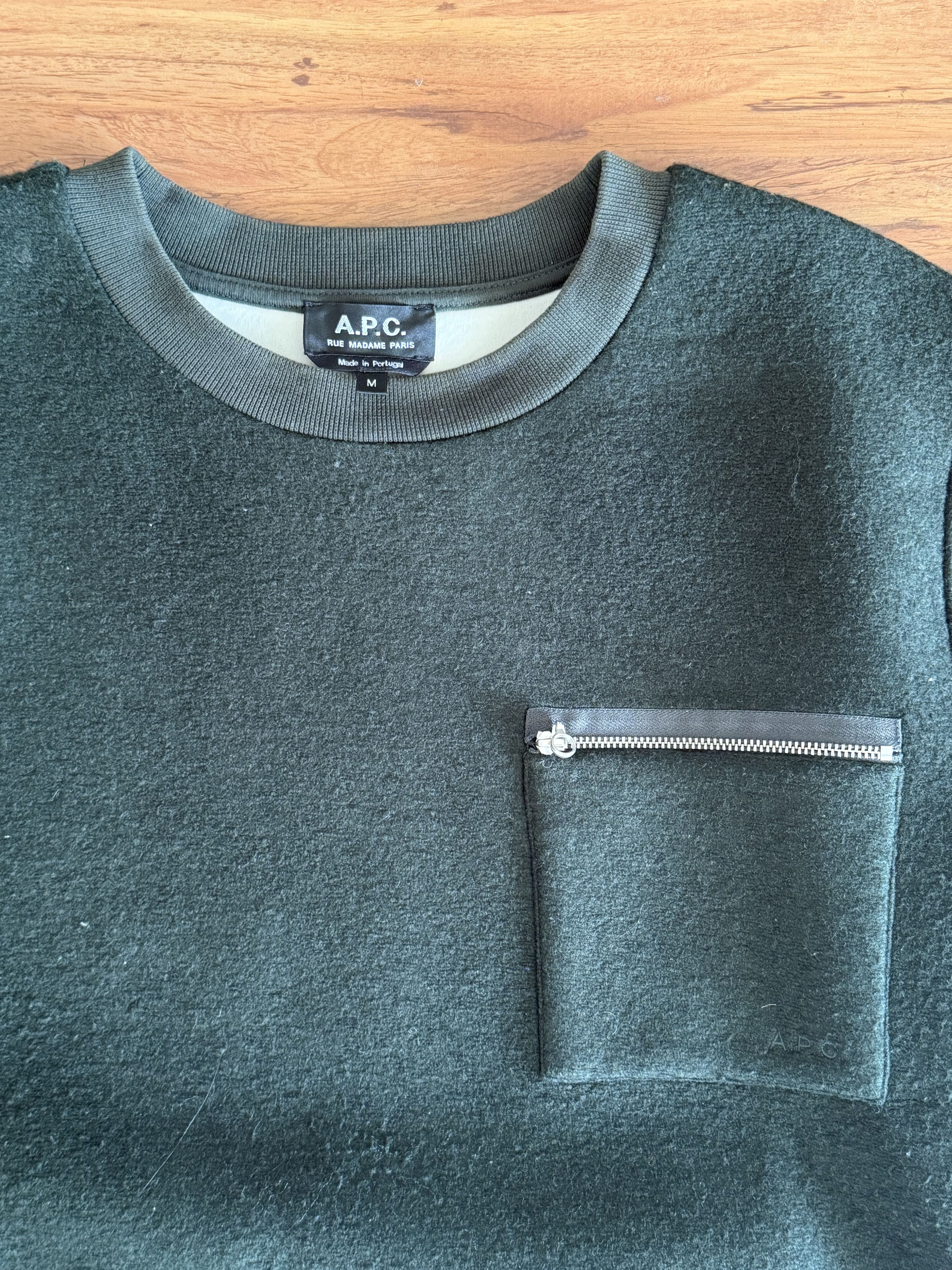 A.P.C. Olive Green Crew Neck Size US M / EU 48-50 / 2 - 3 Thumbnail