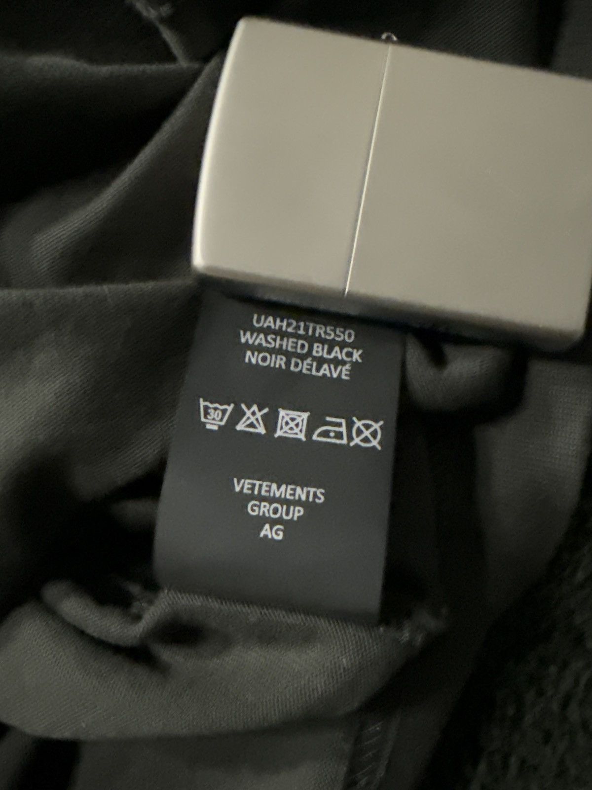 Vetements AW20 - Metal Patch T-Shirt Size US S / EU 44-46 / 1 - 7 Thumbnail