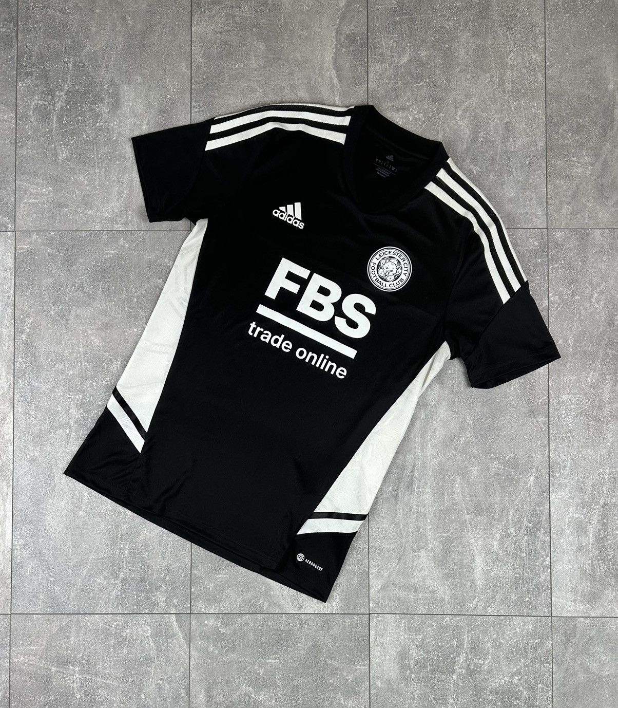 Adidas Adidas Leicester City FC 2022/23 Training Jersey Size US S / EU 44-46 / 1 - 1 Thumbnail