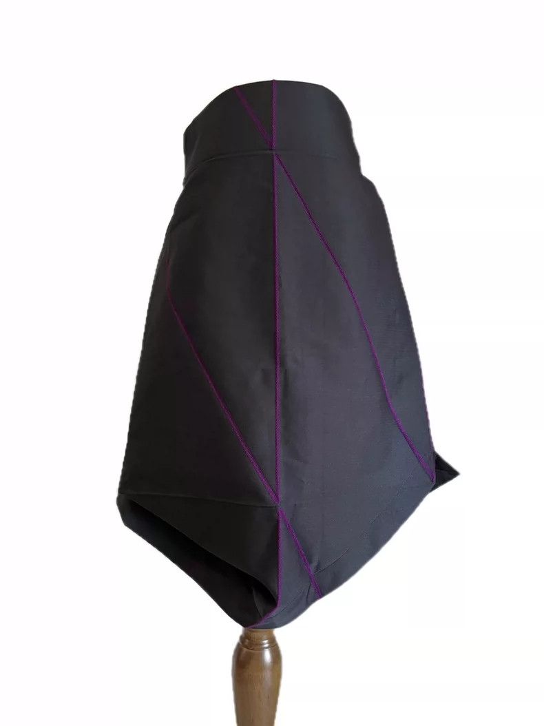 Issey Miyake Issey Miyake size:3 Black Space aurora skirt Size 32" / US 10 / IT 46 - 2 Thumbnail