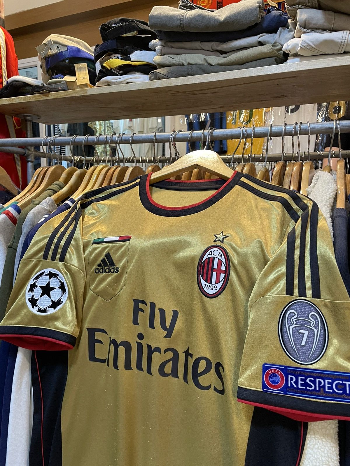 Adidas × Vintage 2013-2014 AC Milan KAKA’22 Away Kit Size US L / EU 52-54 / 3 - 3 Thumbnail