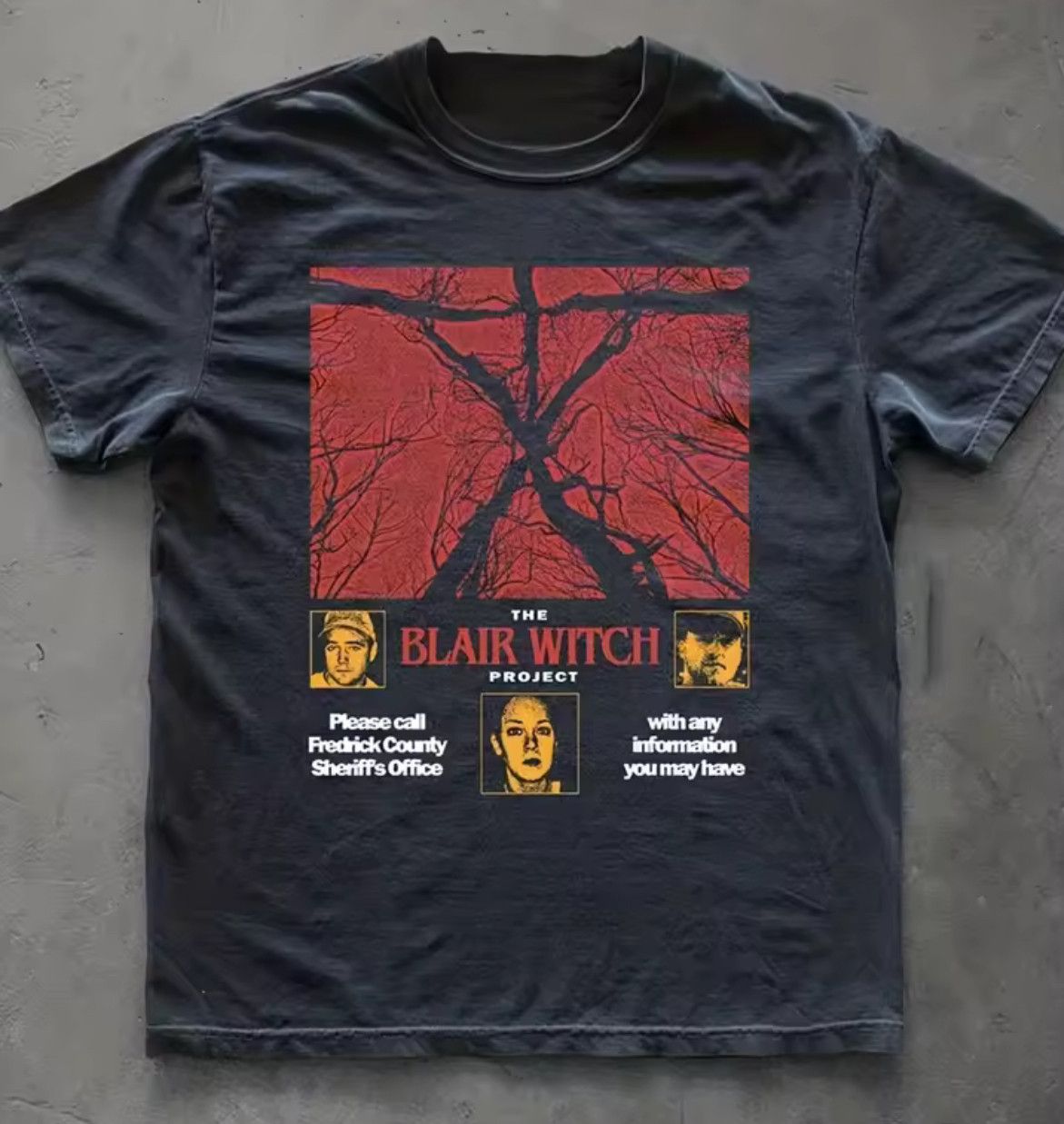 Japanese Brand Street Retro Blair Witch Horror Movie Poster Graphic T-Shirt Size US XL / EU 56 / 4 - 1 Thumbnail