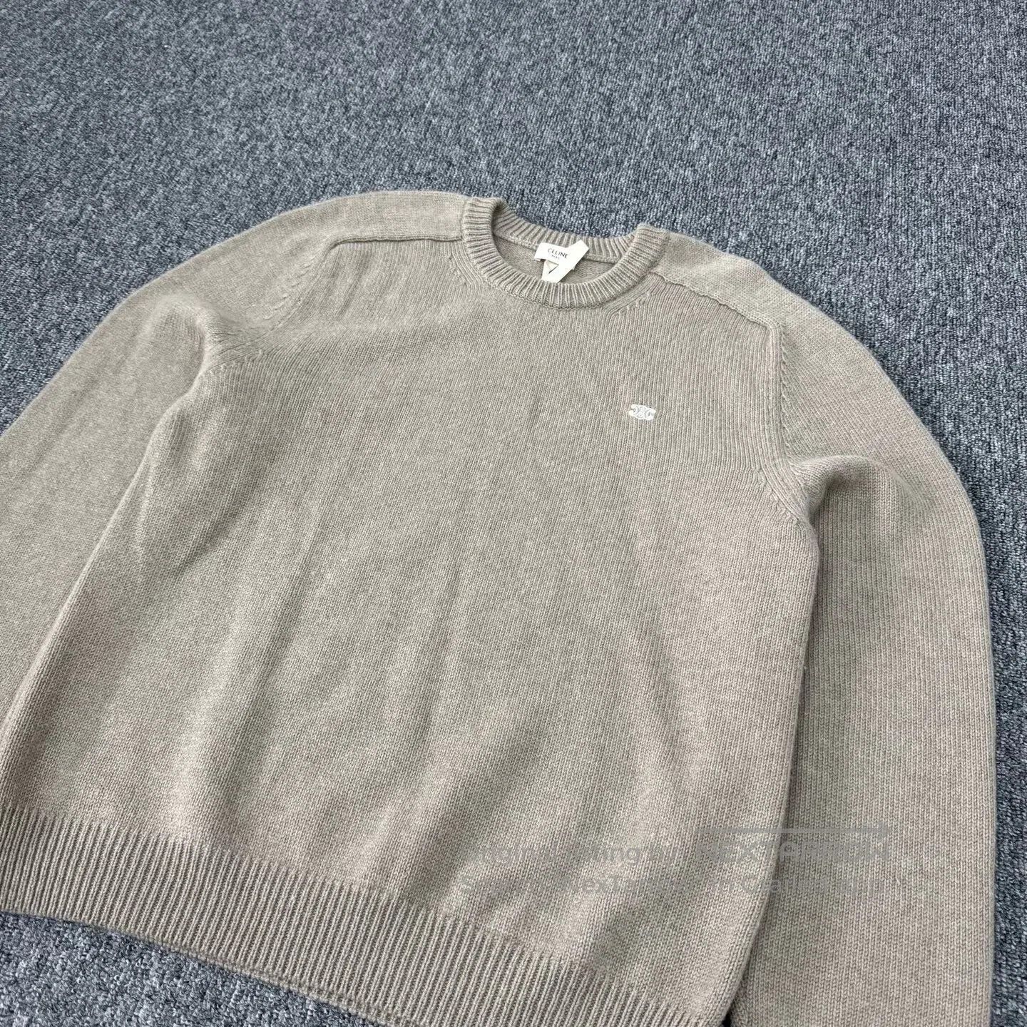 Celine CELINE Embroidery: Beige knit sweater| Size US L / EU 52-54 / 3 - 3 Thumbnail