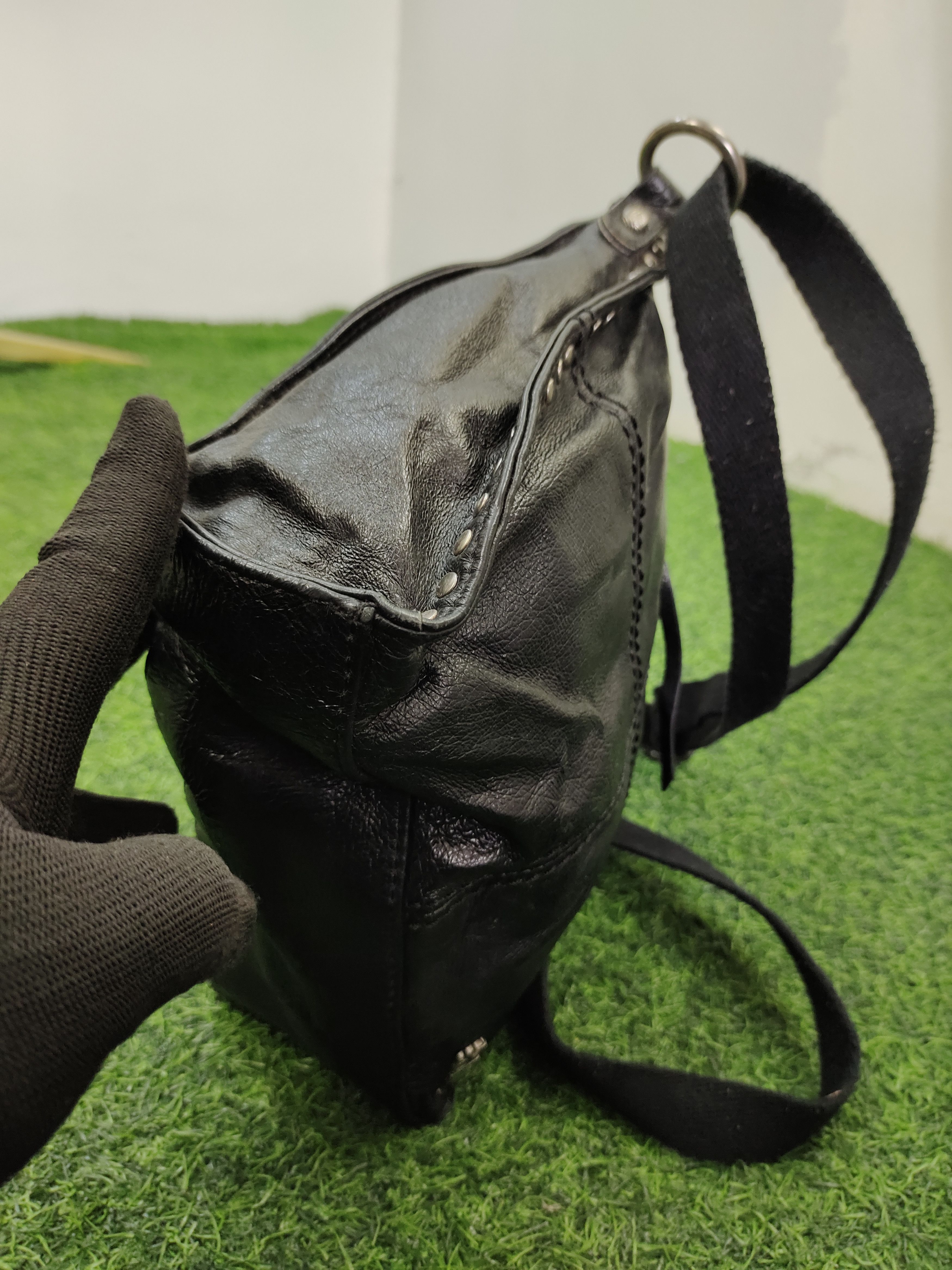 Hysteric Glamour Vintage The Sak Japan Studded Patina Leather Shoulder Bag Size ONE SIZE - 9 Thumbnail