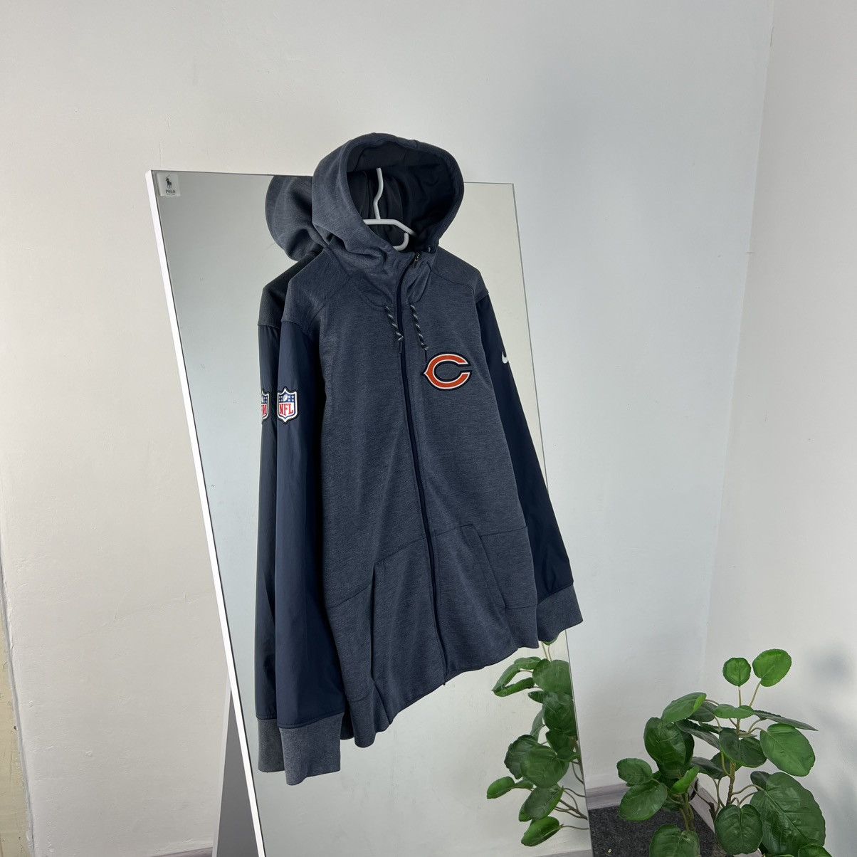 Nike Vintage Nike NFL Swoosh Zip Up Hoodie Streetwear Style Size US S / EU 44-46 / 1 - 1 Thumbnail