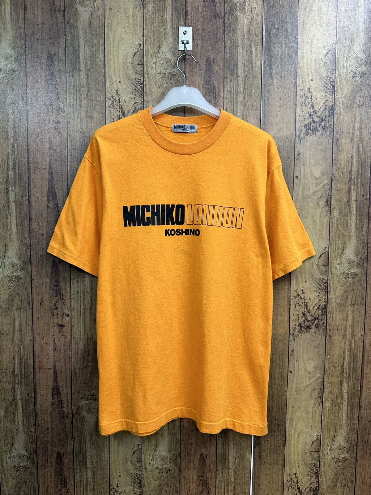 Michiko Koshino × Michiko Koshino London × Vintage Vintage Michiko Koshino London Single Stitch Tshirt A485 Size US M / EU 48-50 / 2 - 1 Thumbnail
