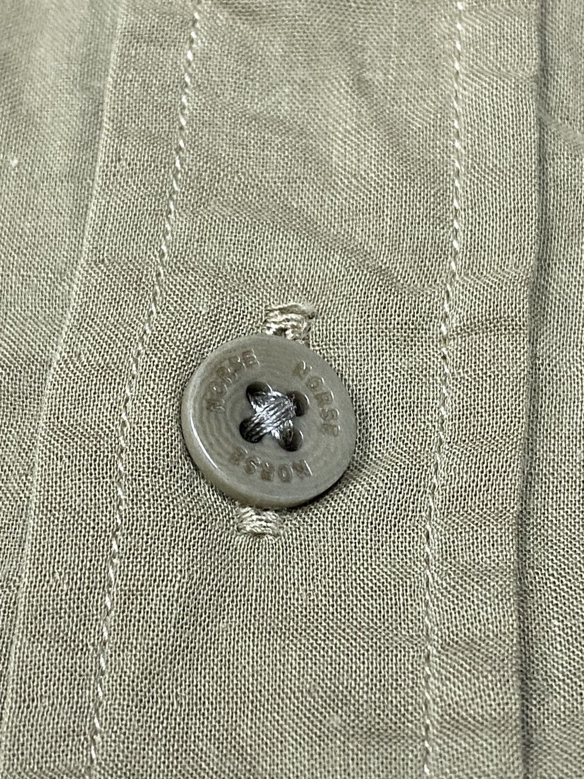 Norse Projects Norse Project shirt buttons Size US L / EU 52-54 / 3 - 4 Thumbnail