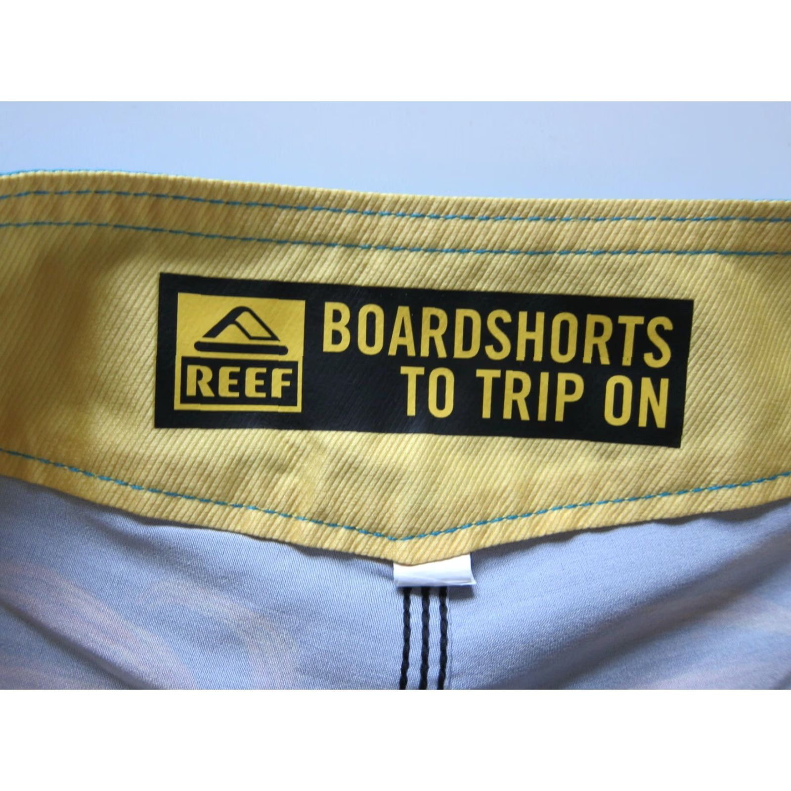 REEF Reef Stretch Blue Orange Floral Surf Board Shorts Men Size 30 Size US 30 / EU 46 - 3 Thumbnail