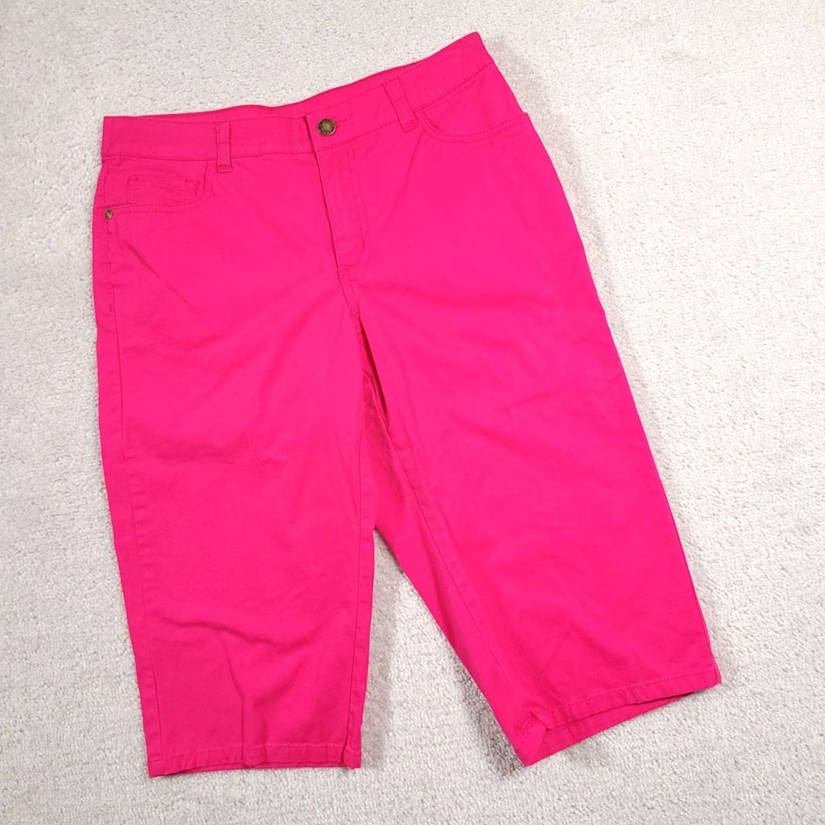 Croft & Barrow Croft & Barrow Capri Pants Women's 4 Bright Pink Stretch Casual Mid Rise Size 27" / US 4 / IT 40 - 2 Thumbnail