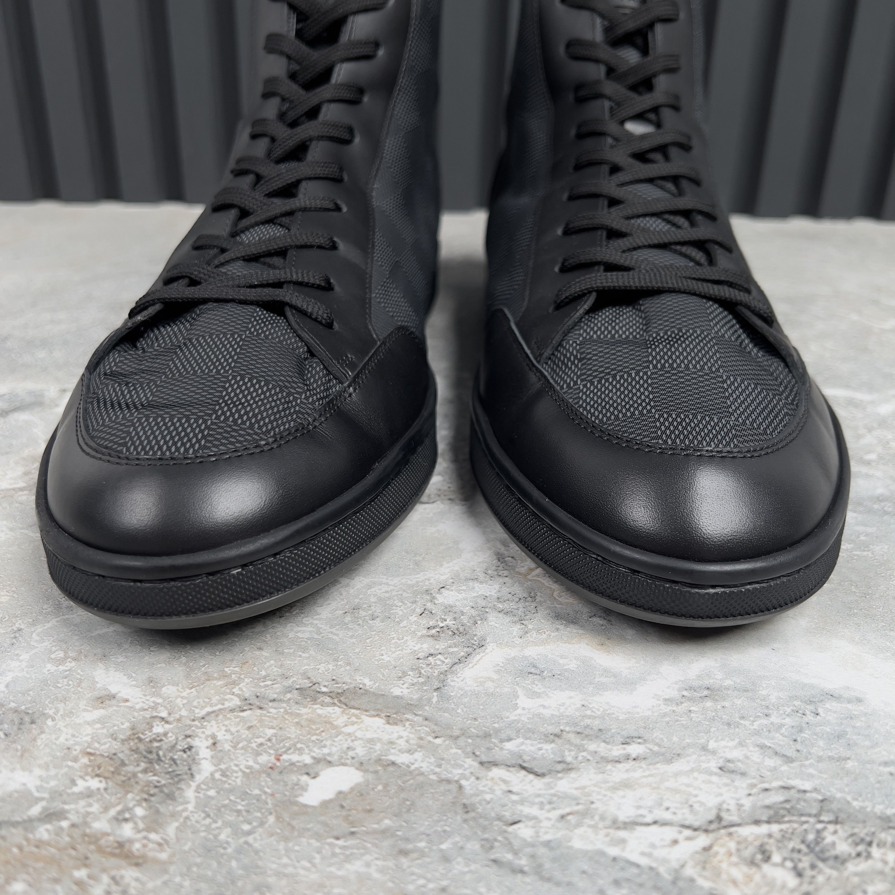 Louis Vuitton Louis Vuitton Offshore Sneakers Damier Black Nylon Size US 12 / EU 45 - 9 Thumbnail