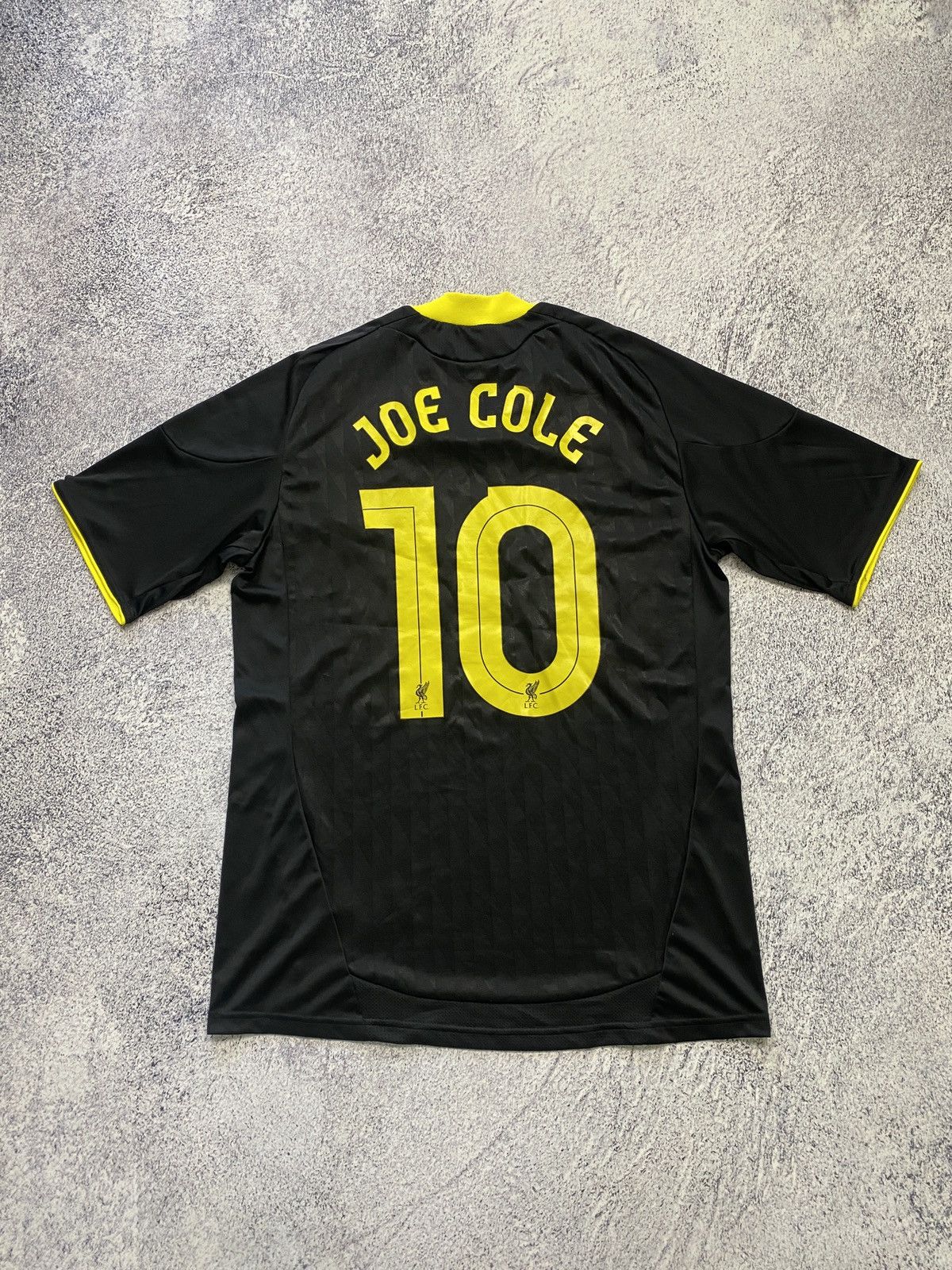 Adidas Adidas Liverpool 2010 2011 Soccer Jersey Third Shirt Size US M / EU 48-50 / 2 - 4 Thumbnail