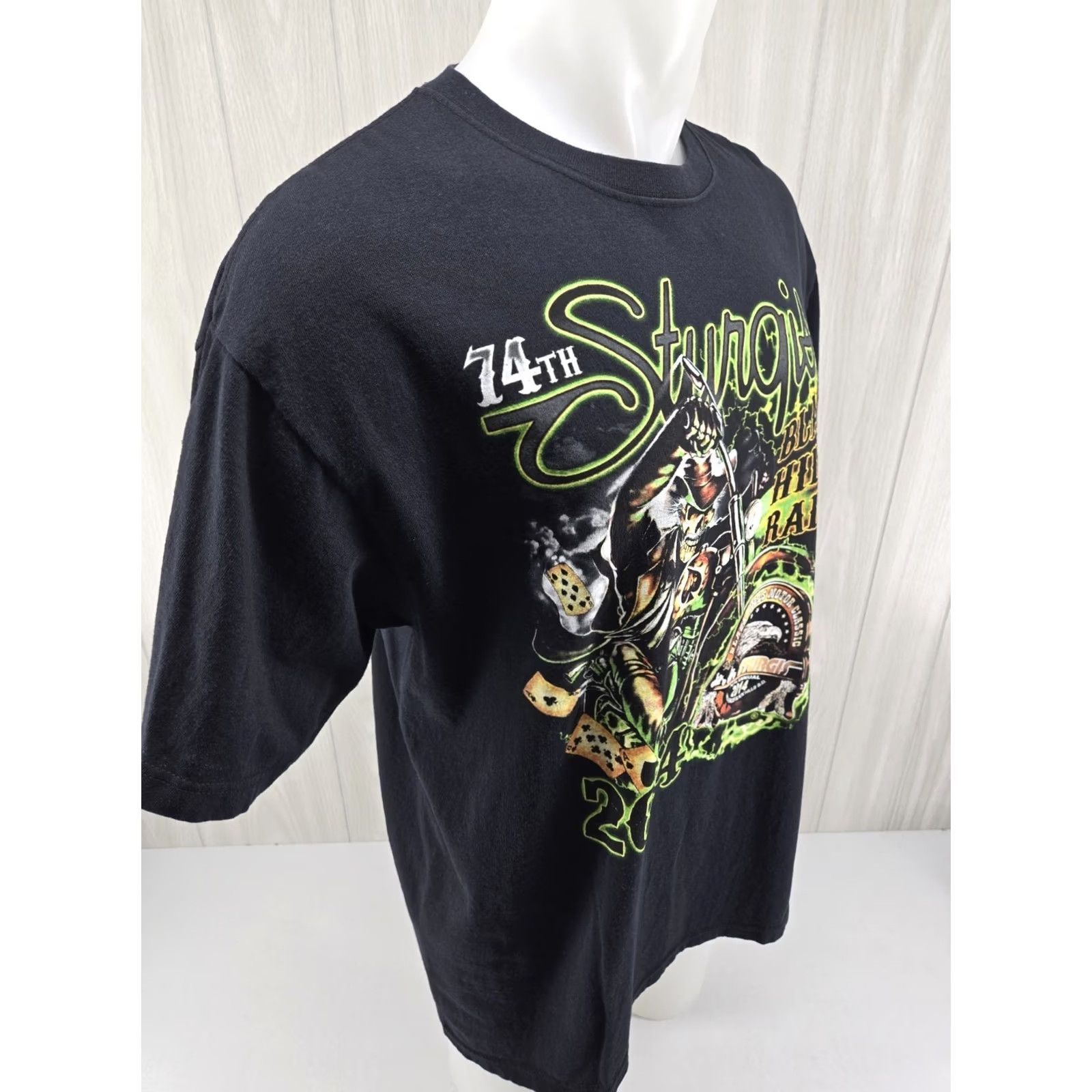 Anvil VINTAGE 2014 Sturgis Black Hill Rally Skull Biker Shirt Mens XL Short Sleeve Crew Neck 100% Cotton Anvil Graphic Tee Black Size US XL / EU 56 / 4 - 7 Thumbnail
