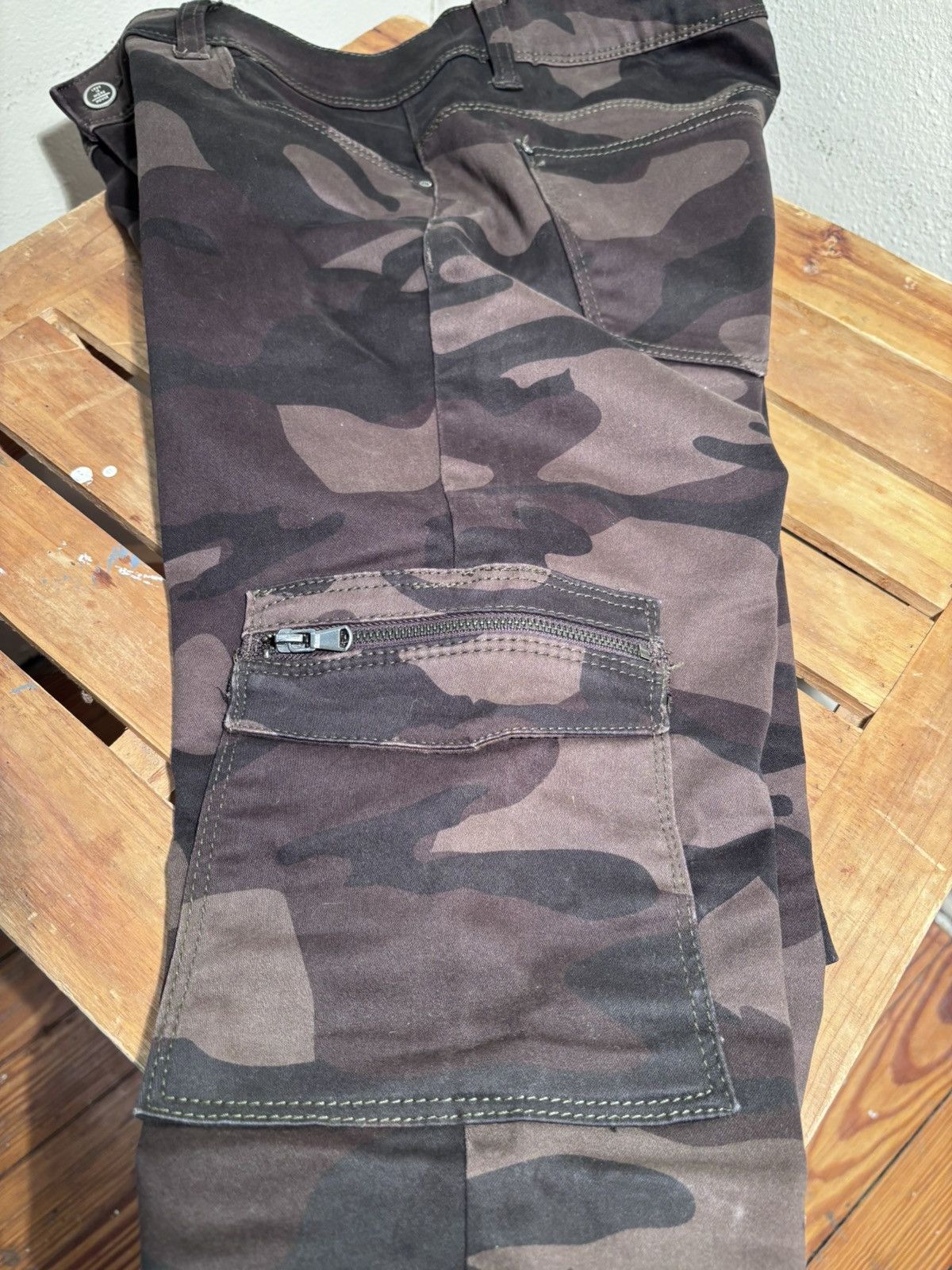 Vintage House Create Your Own Story Camo Skinny Jeans Size 30" / US 8 / IT 44 - 5 Thumbnail