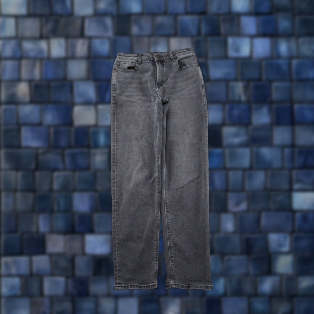 American Eagle Outfitters American Eagle Outfitters Jeans Womens Size 6 Black Stretch Denim High Rise Mom Size 28" / US 6 / IT 42 - 1 Thumbnail