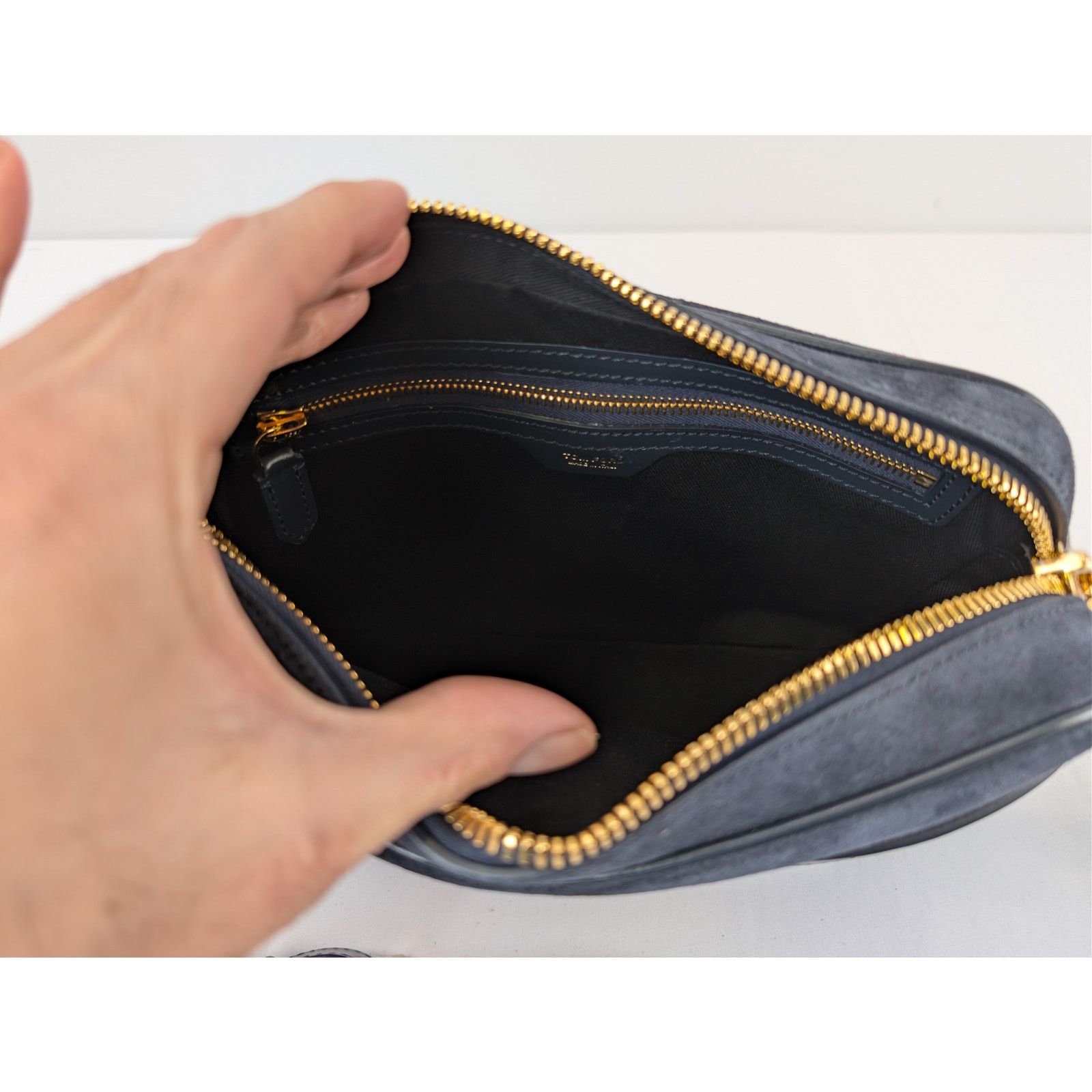 Tom Ford o1rshd1 Logo-Embossed Leather Messenger Bag in Navy Size ONE SIZE - 17 Thumbnail