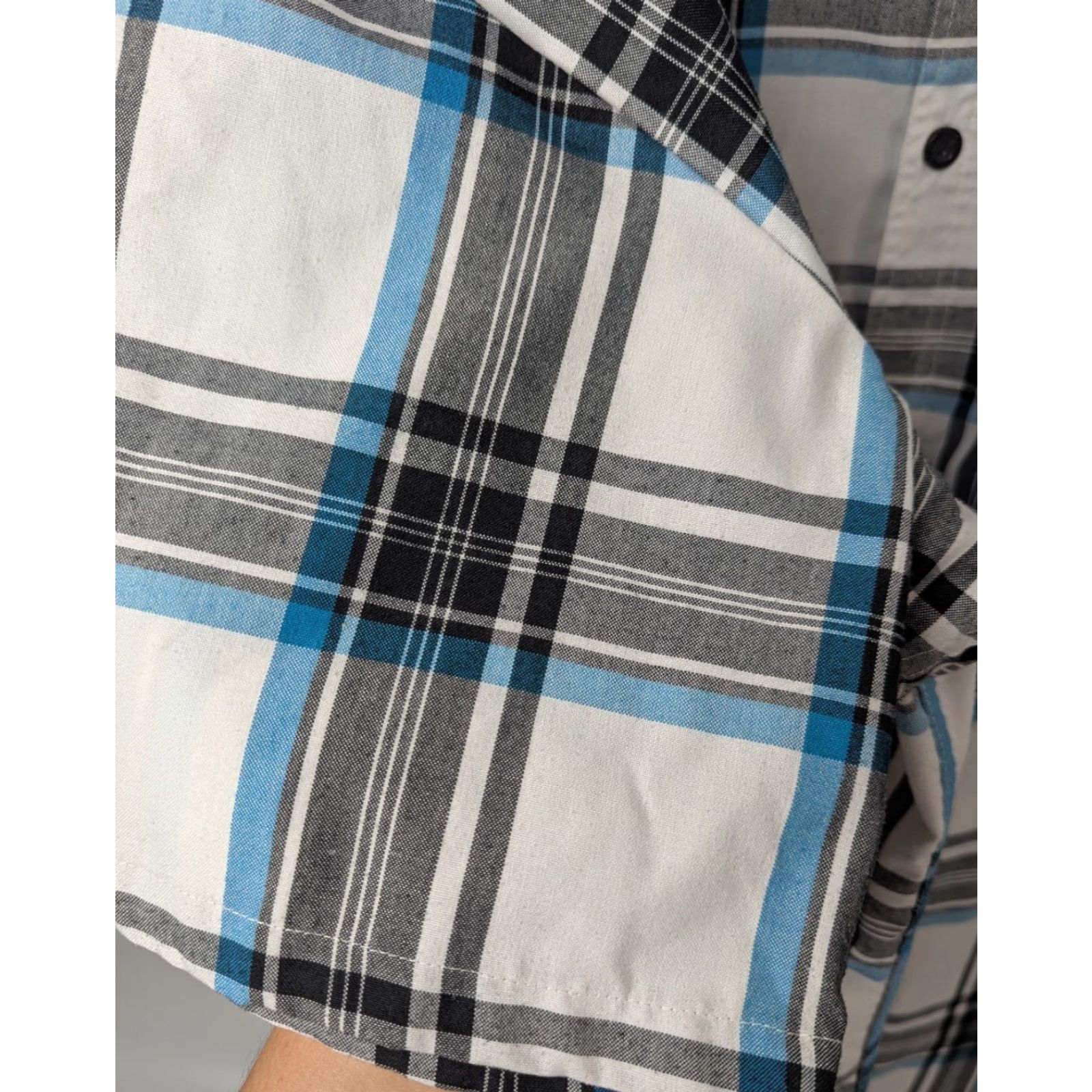 Vintage YAGO Shirt Men’s 5XL White Plaid Button-Up Short Sleeve Baggy Y2K Streetwear Size US XXL / EU 58 / 5 - 5 Thumbnail