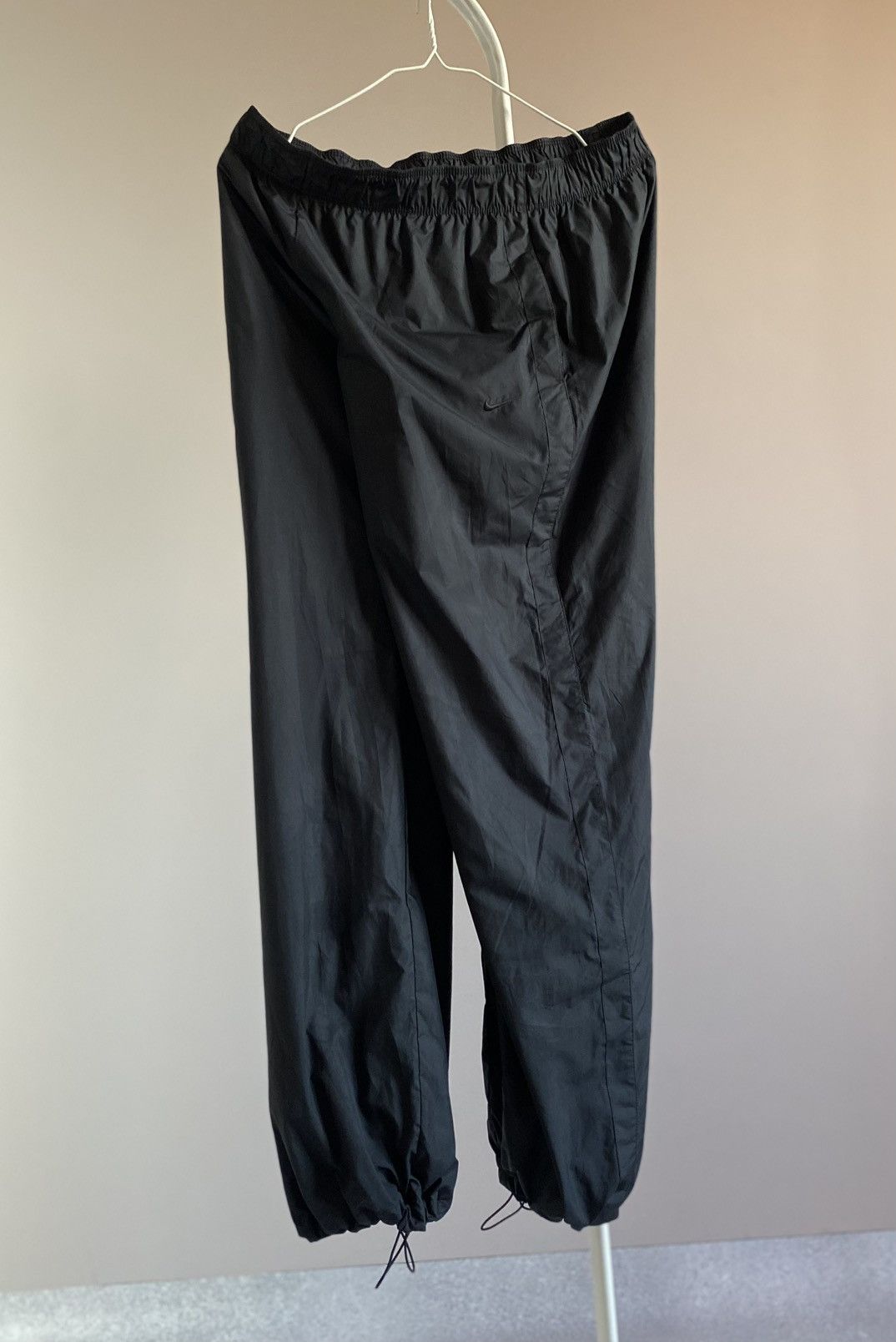 Vintage Vintage Nike Nylon Pants Size US 33 - 1 Thumbnail