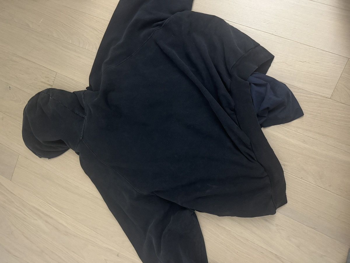 Balenciaga balenciaga be different hoodie Size US M / EU 48-50 / 2 - 4 Thumbnail