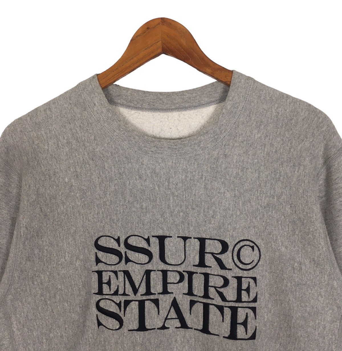 Vintage SSURC Empire State Crewneck Sweatshirt Colour Grey Size L Size US L / EU 52-54 / 3 - 3 Thumbnail
