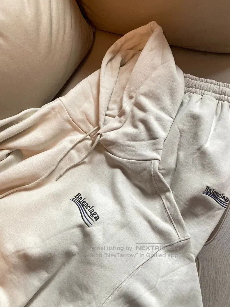 Balenciaga Balenciaga White Hoodie Sweatpants Set. Size US XS / EU 42 / 0 - 9 Thumbnail