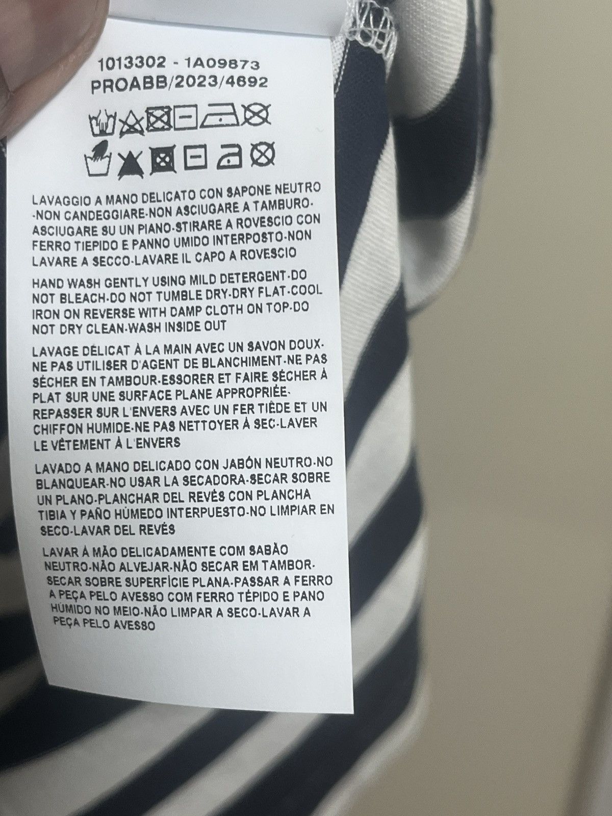 Versace Versace Striped T-Shirt Sz L Size US L / EU 52-54 / 3 - 10 Thumbnail
