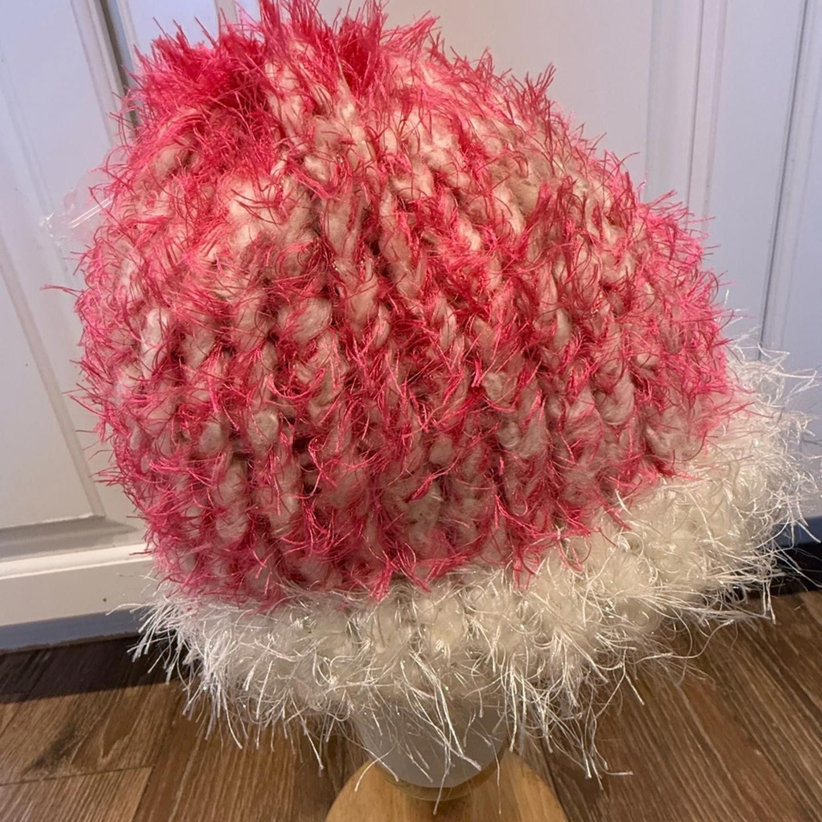 Other Pink & white metallic plush fringe knit winter beanie hat OS Size ONE SIZE - 4 Thumbnail
