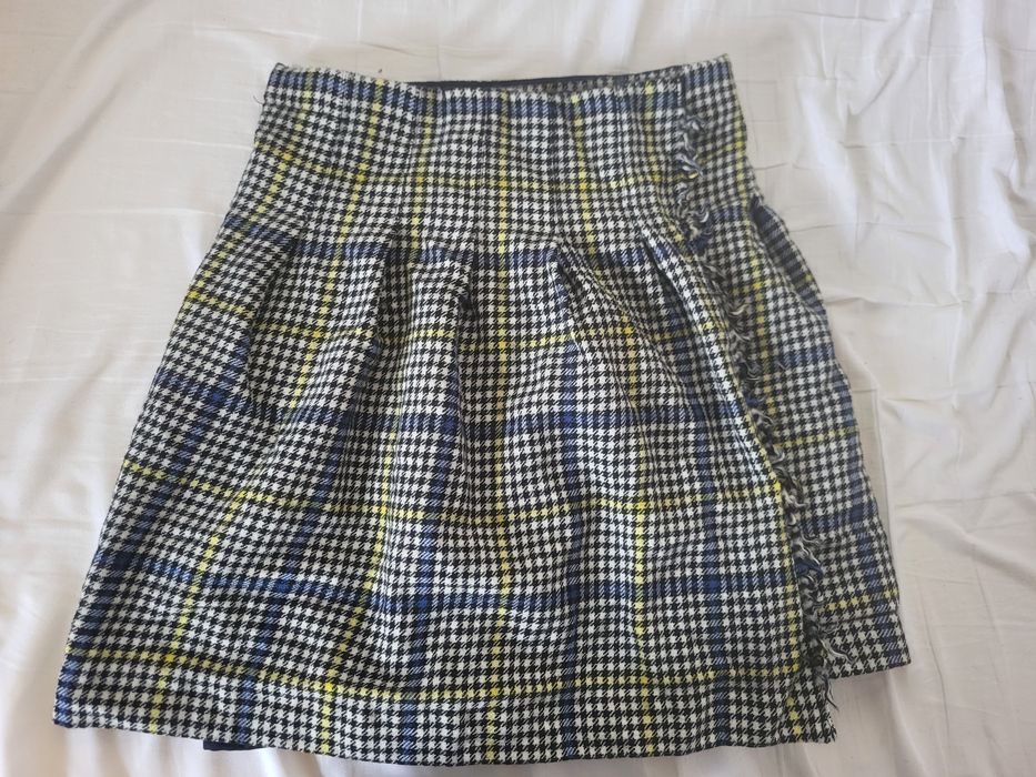 Burberry skirt outlet 14y